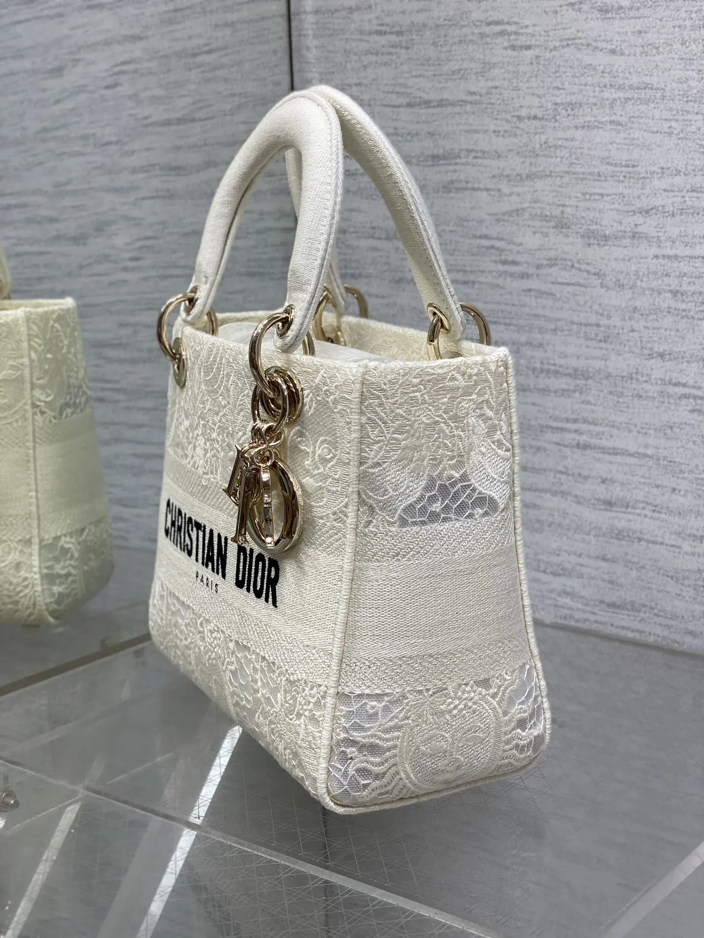 Dior Dⅰor 进口 刺绣蕾丝戴妃包 Lady蕾丝刺绣太 手提包 通勤手提款