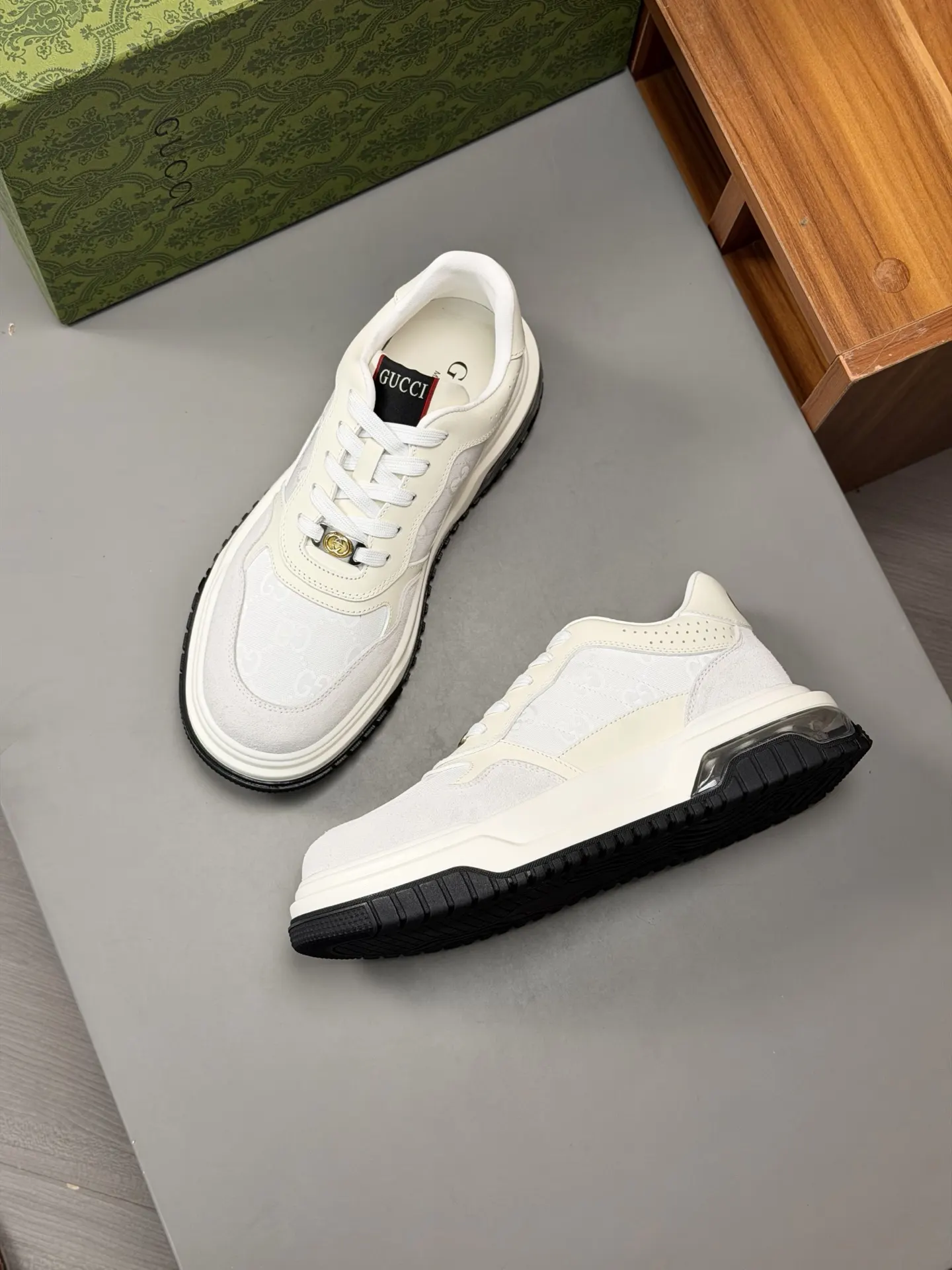 Gucci Logo休闲运动鞋