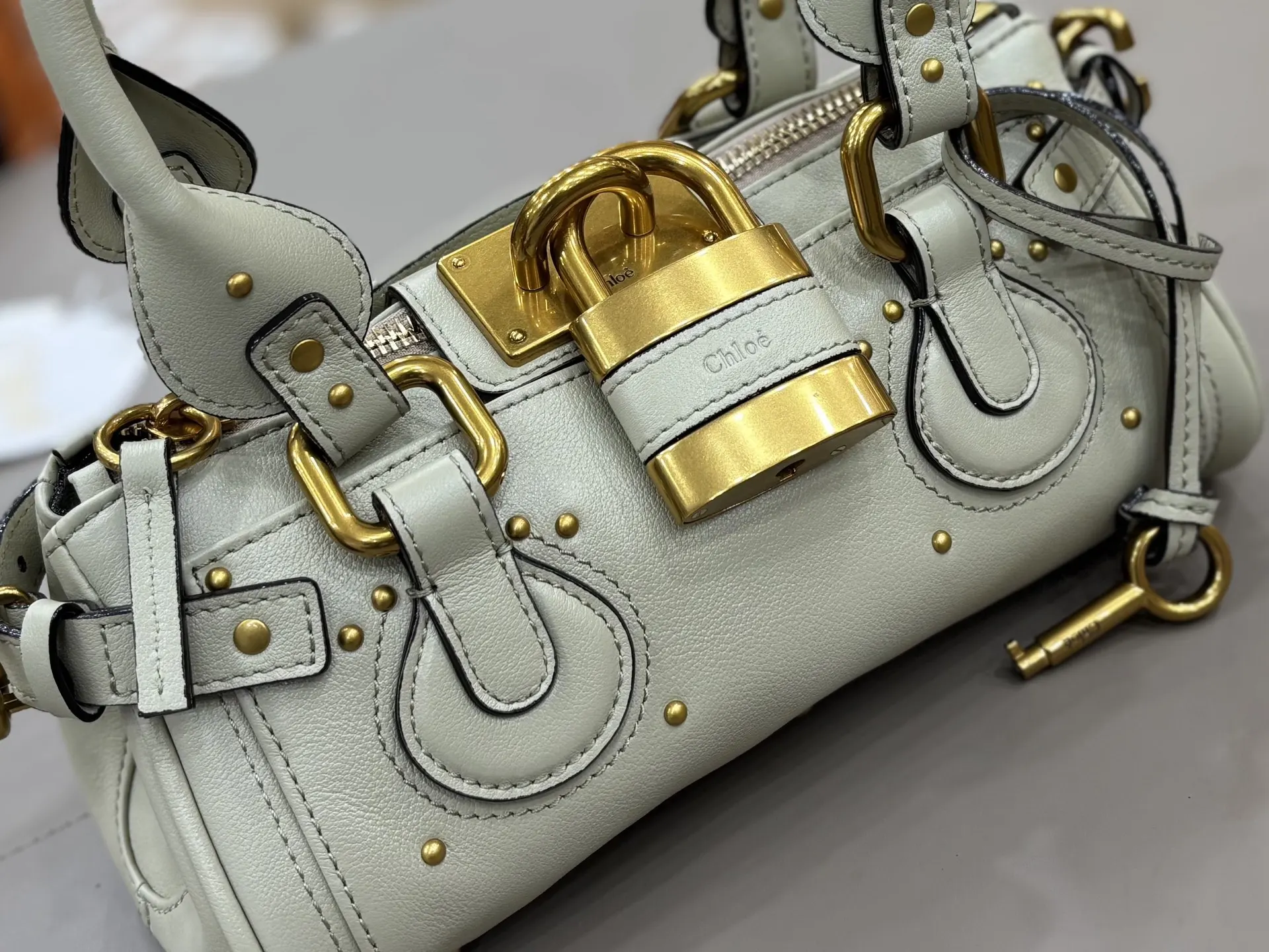 White Crossbody Bag Lightweight Fashion