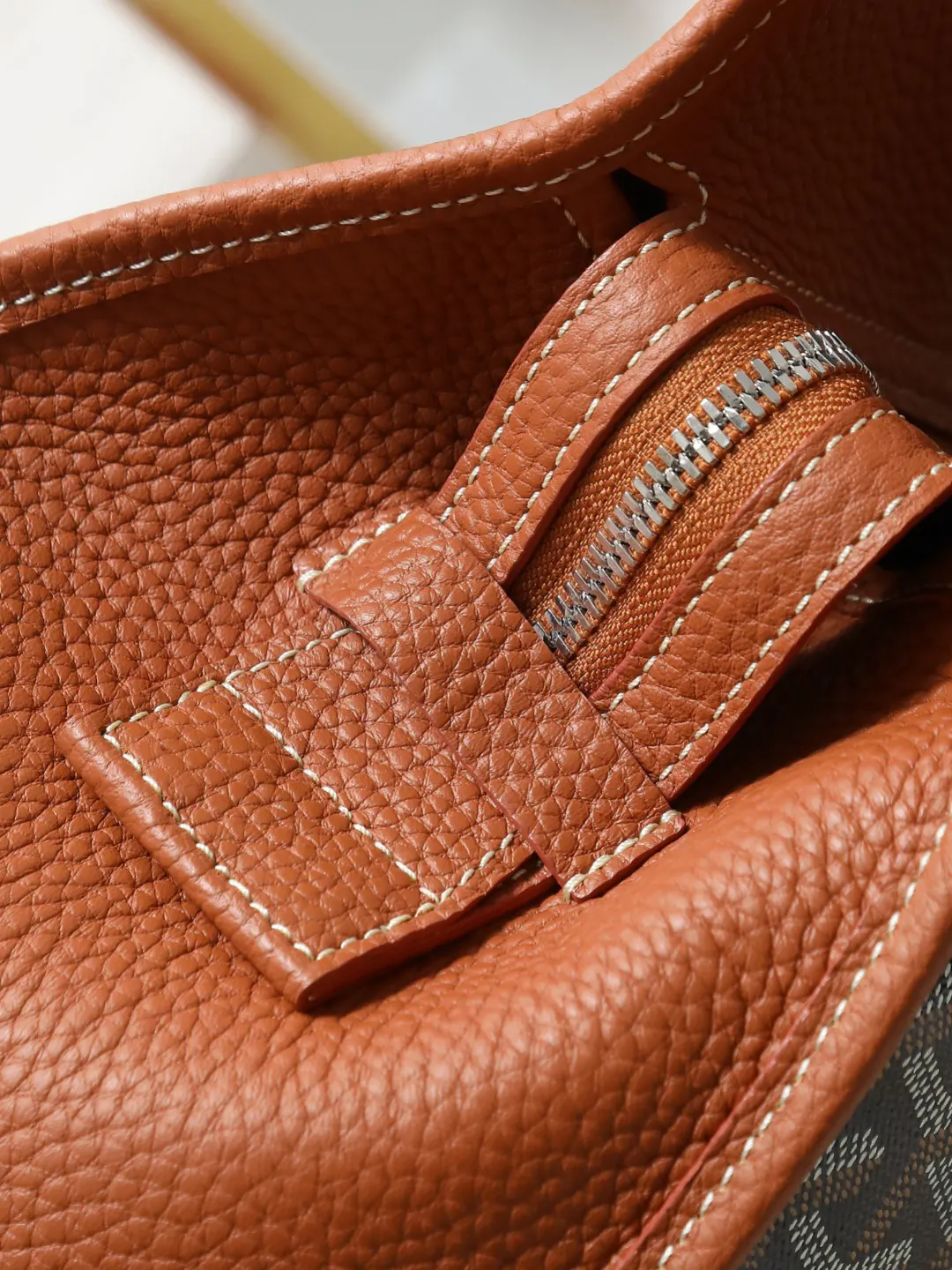 Brown Hobo Shoulder Bag Vintage
