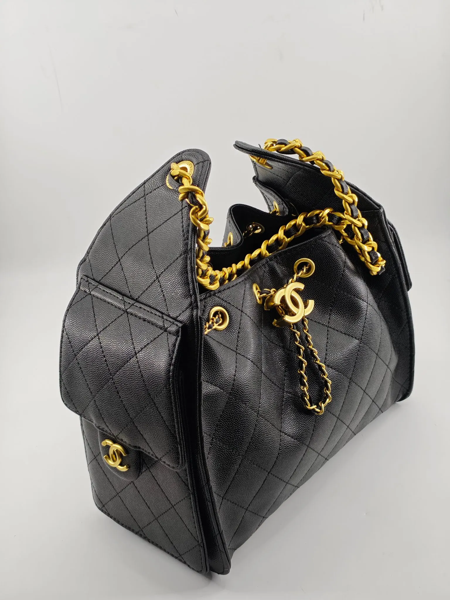 Chanel Black Hobo Shoulder Bag Vintage Leather Image 9 Chanel Black Hobo Shoulder Bag Vintage Leather Image 9