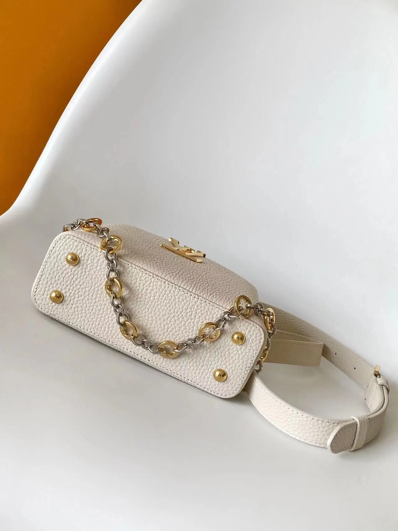 Louis Vuitton Black Chain Bag Leather
