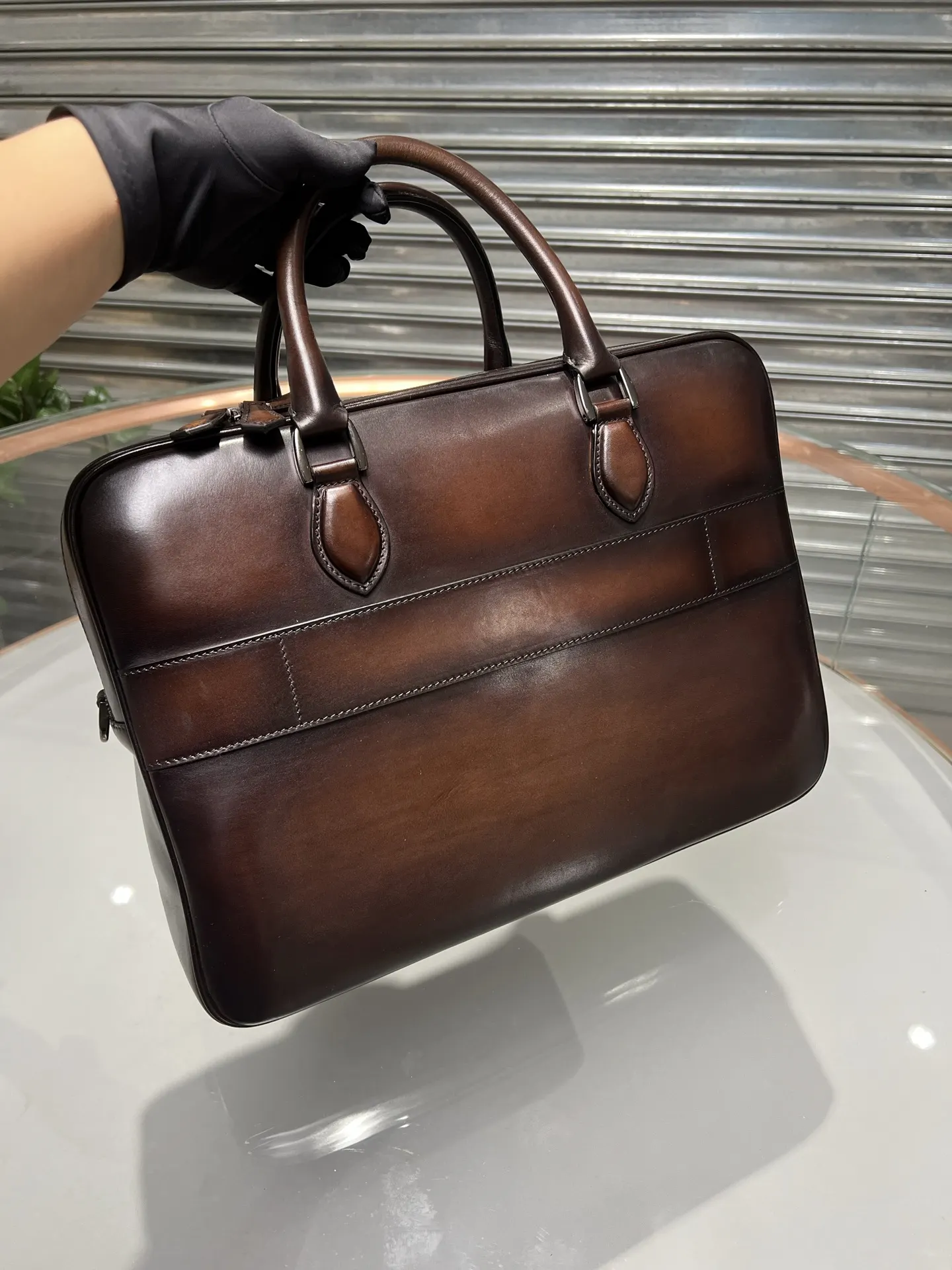 小牛皮 双拉链中号公文包 皮料 意大利进口小牛皮 工艺 车缝 商务通勤款