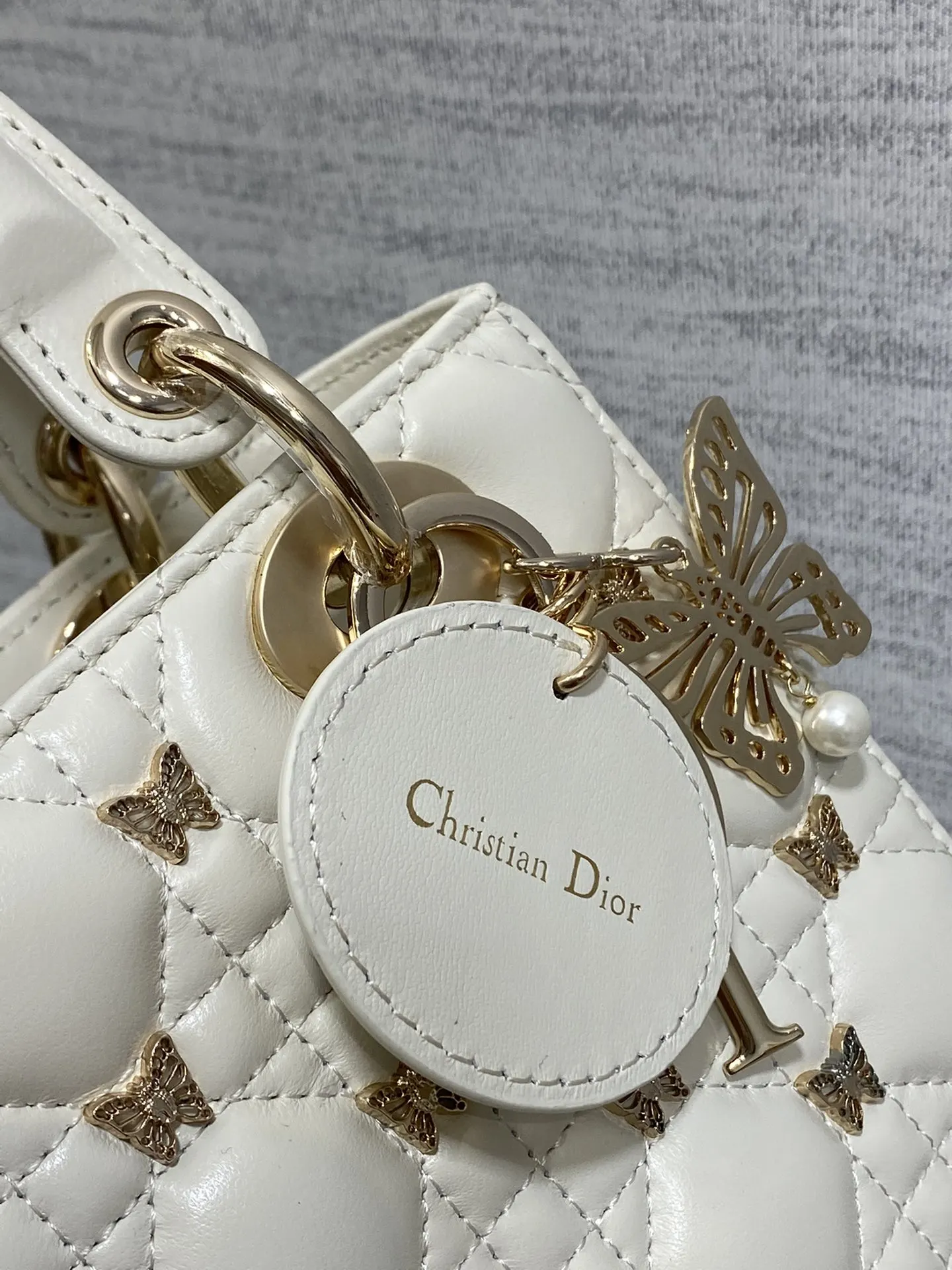 Dior 羊皮 迷人优雅又气场十足 斜挎手拎也是女人味十足 經典 斜背包 輕便斜挎款