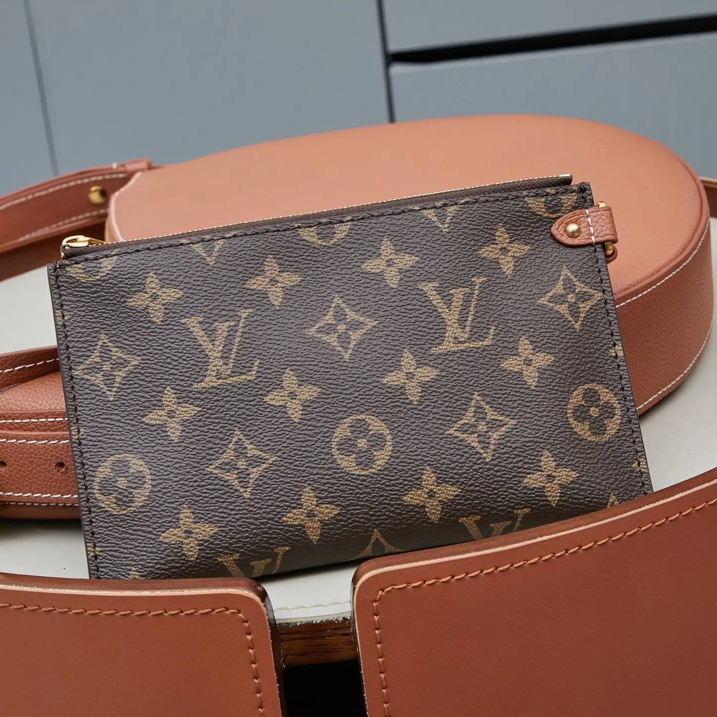 LV 黑色 棕色 牛皮 收纳包 旅行收纳款
