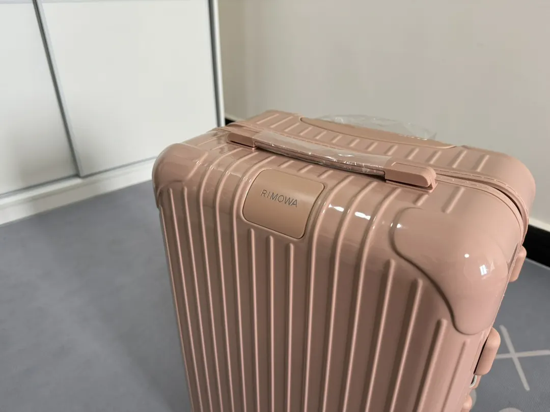 黑色 白色 日默瓦rimowa拉杆箱行李箱登机箱旅行箱方胖子運動 旅行拉杆款 輕便出行款