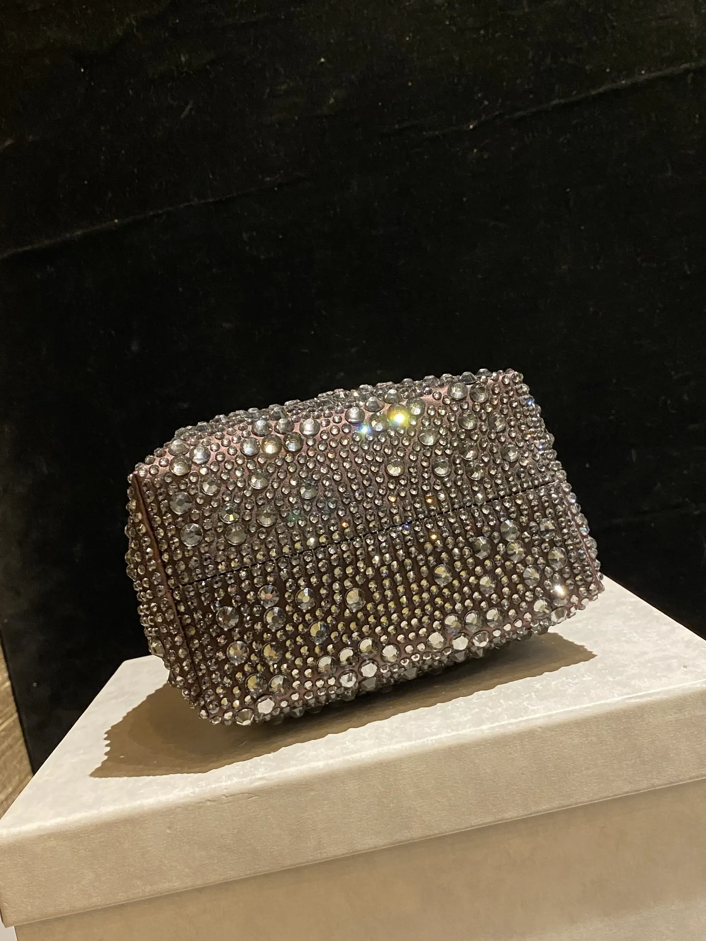 JIMMY CHOO BON BON系列标志款手提包 鏈條包 精致鏈條款