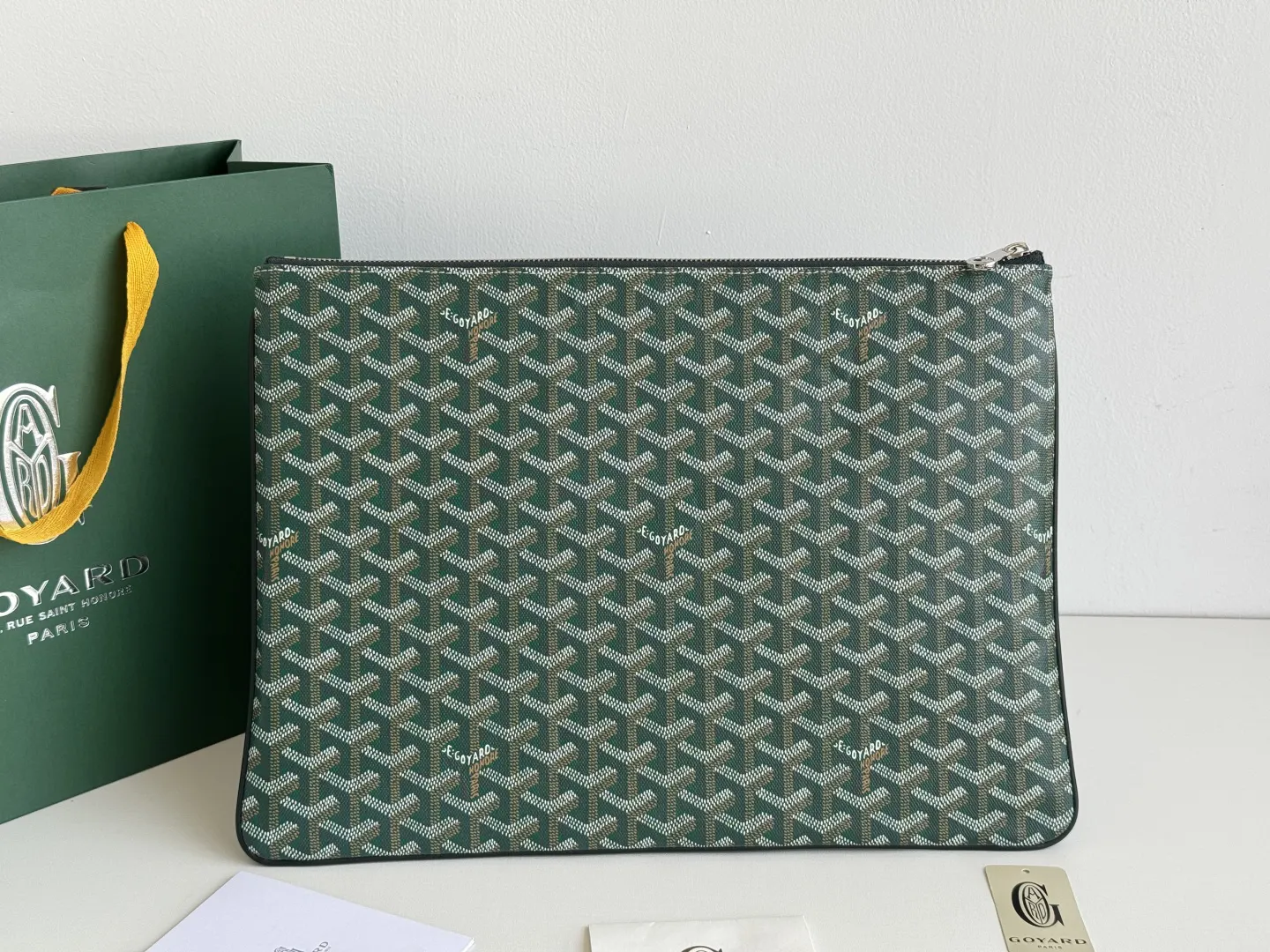 Goyard 牛皮 戈雅 手拿包MGM尺寸同A 纸大小 可用作 精致手拿款