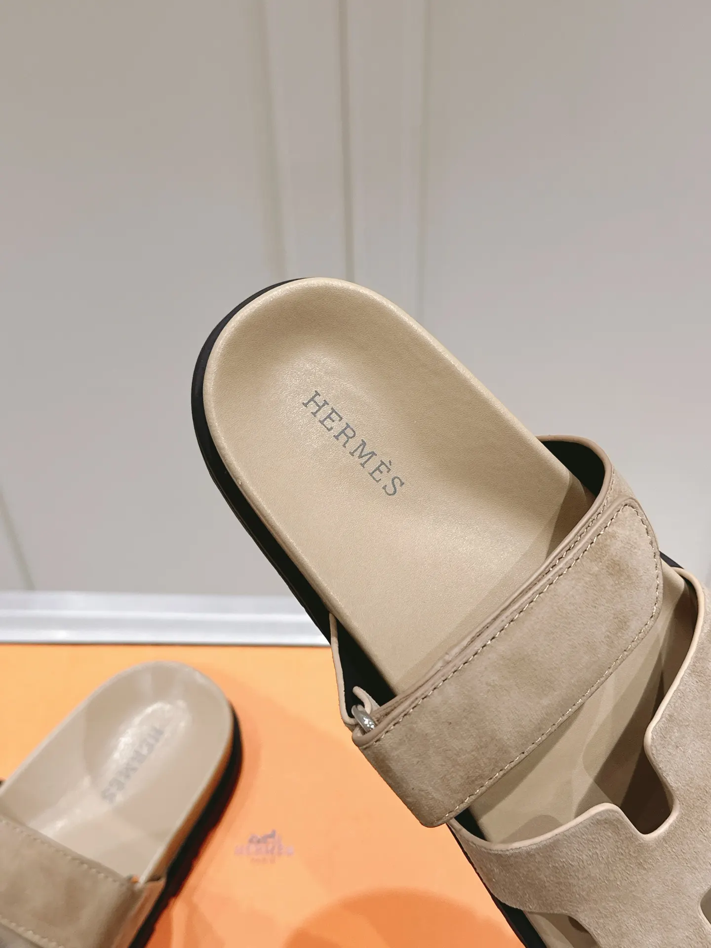 Hermès Oran 羊皮 拖鞋 舒适