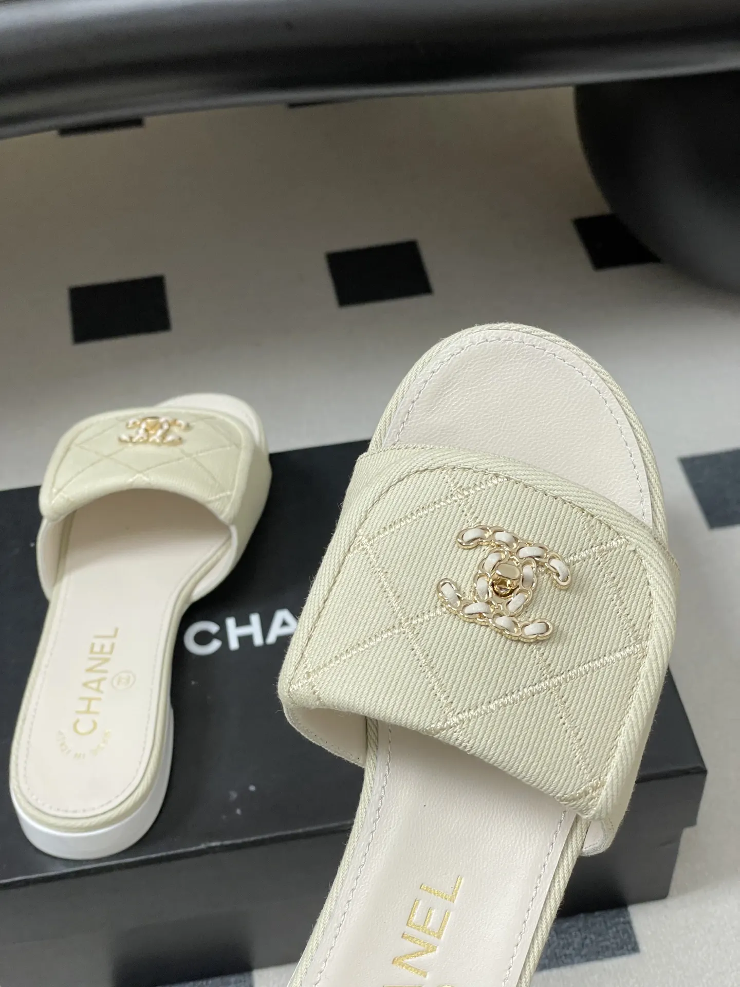 Chanel Cowhide Slippers Image 9 Chanel Cowhide Slippers Image 9