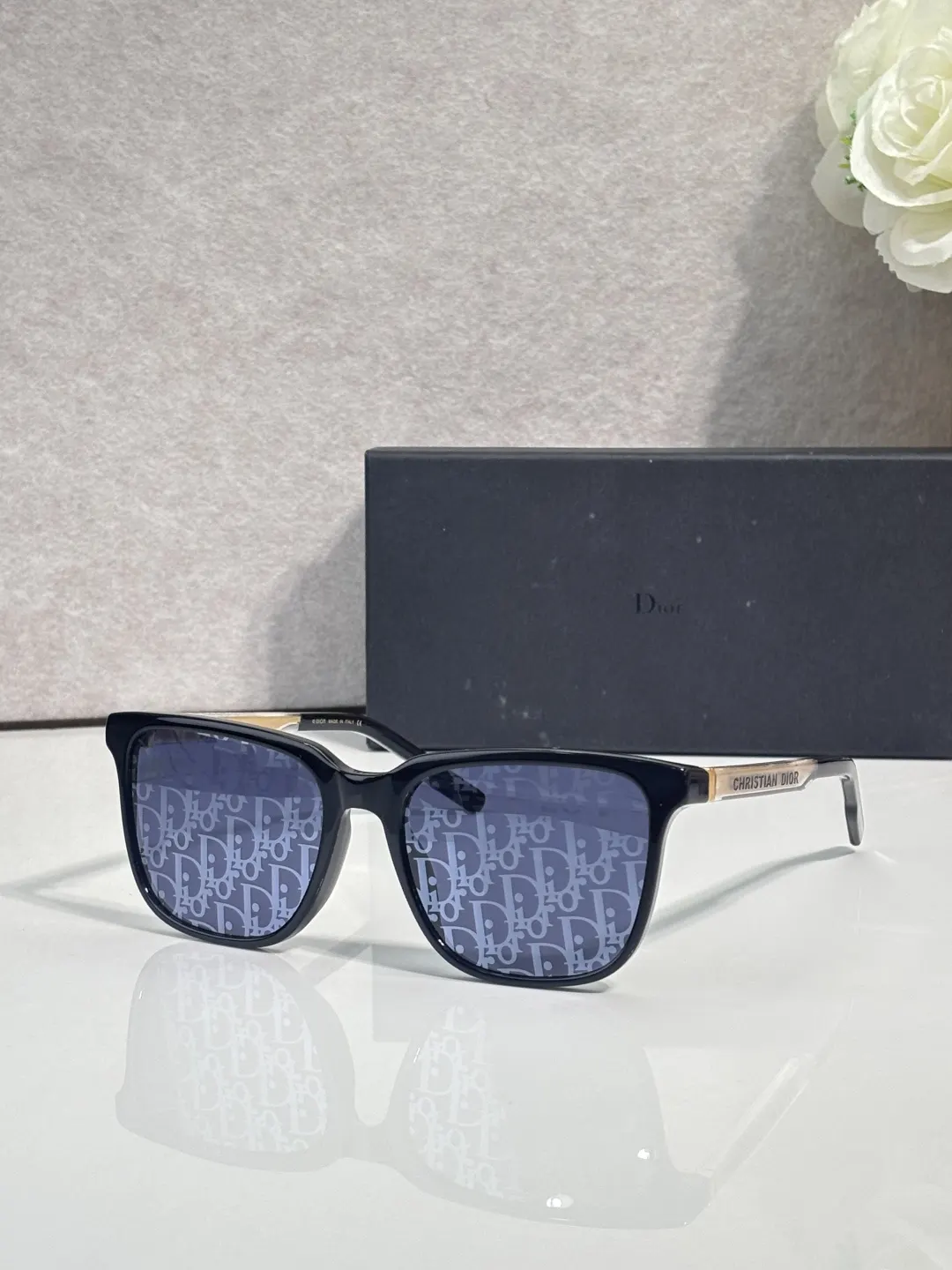 Dior Fashion Item Fashion