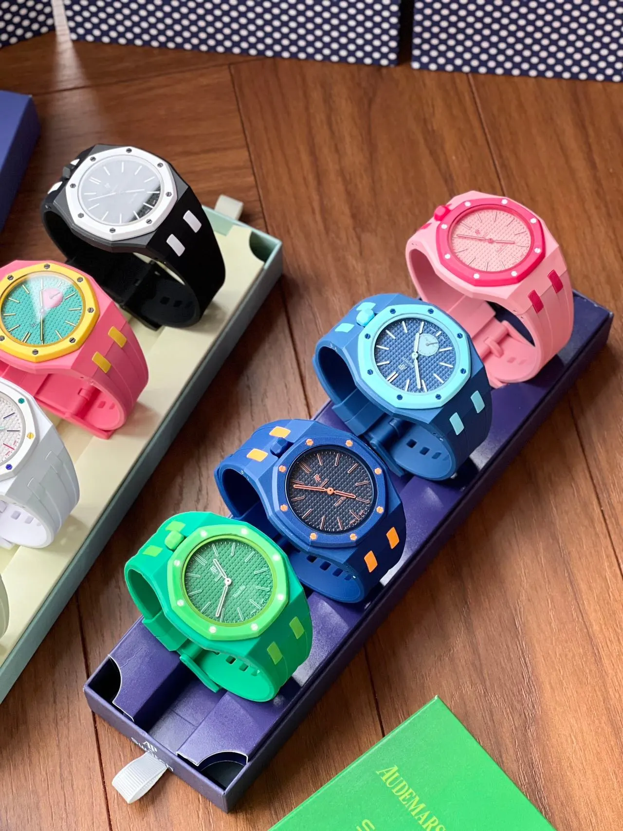 Audemars Piguet 粉色 手表 经典腕表款