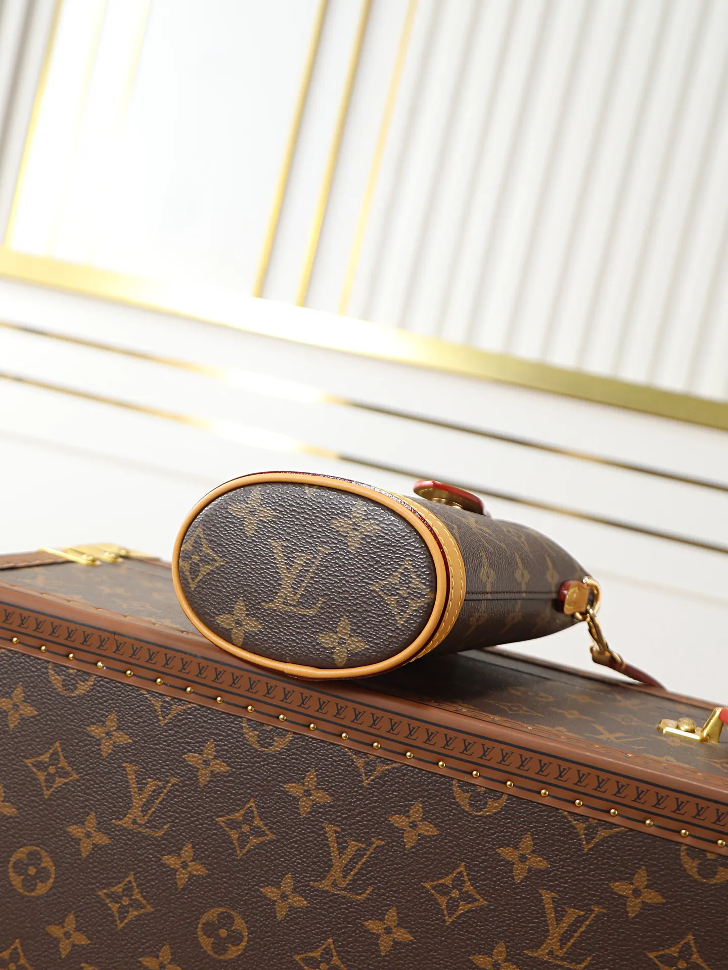 Monogram Clutch Bag Leather Image 4 Monogram Clutch Bag Leather Image 4