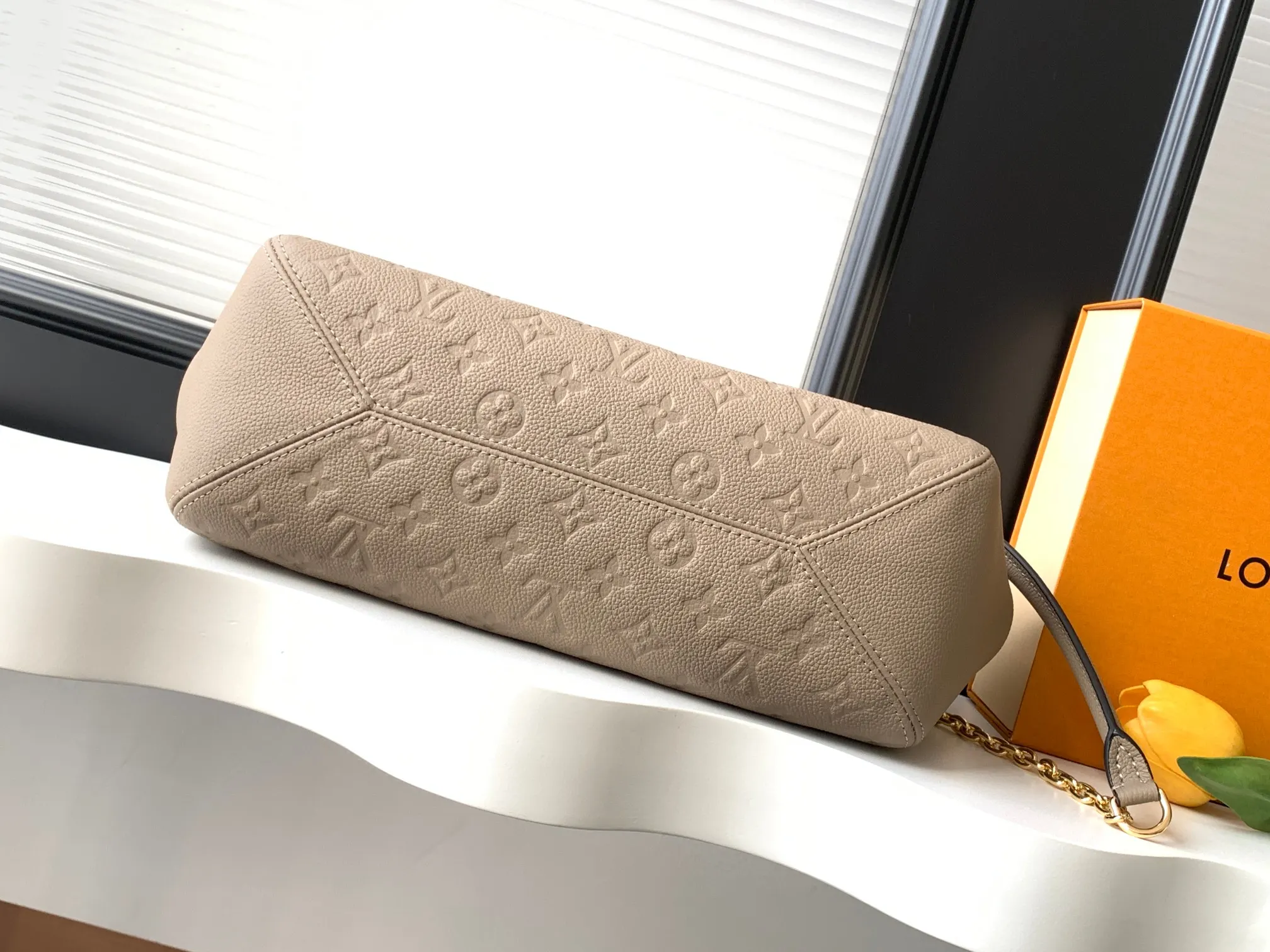 LV 黑色 米白 牛皮 鏈條包 精致鏈條款