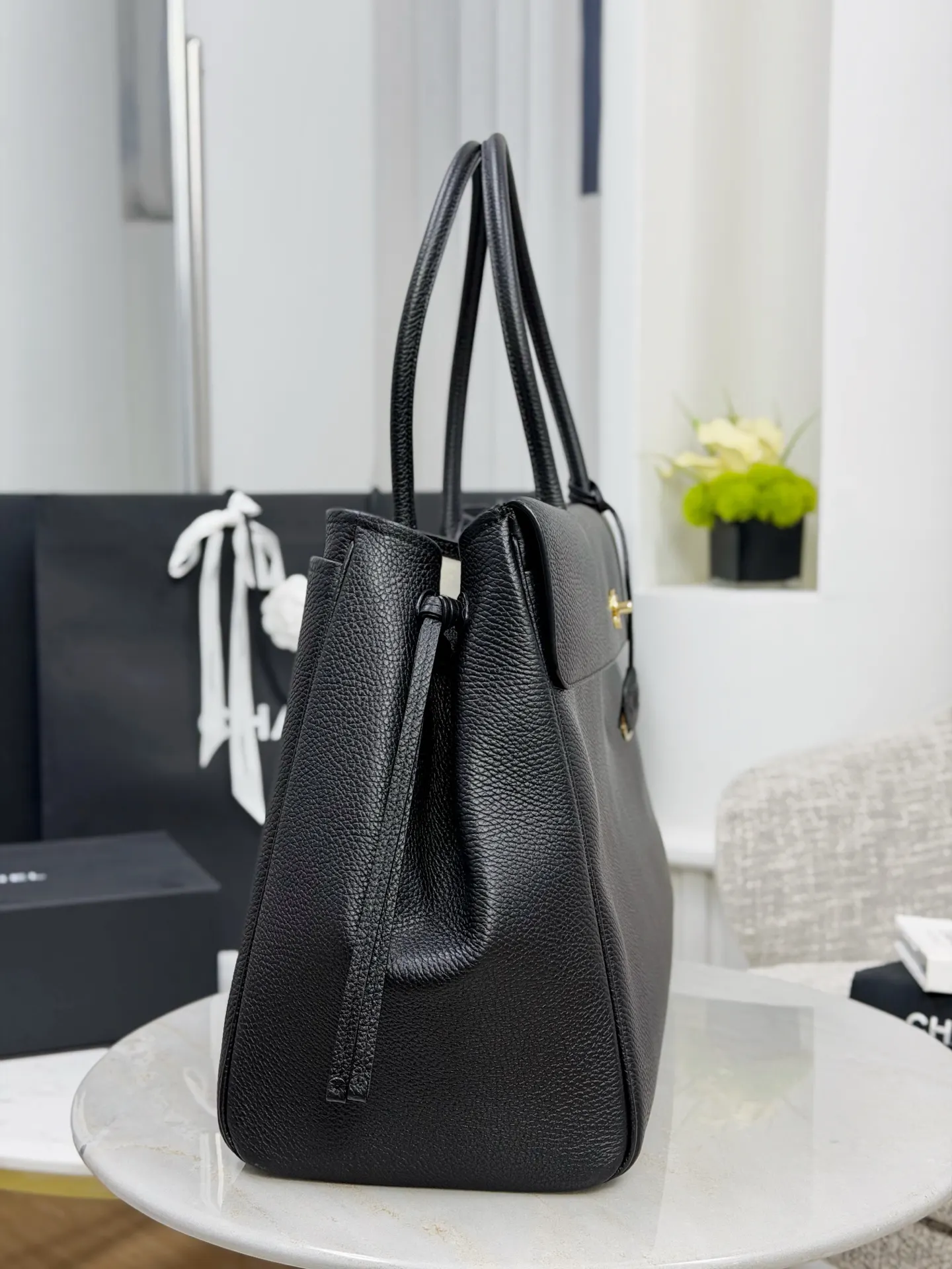 CHANEL 19 Bag 黑色粗花呢鏈條手提包 大号款