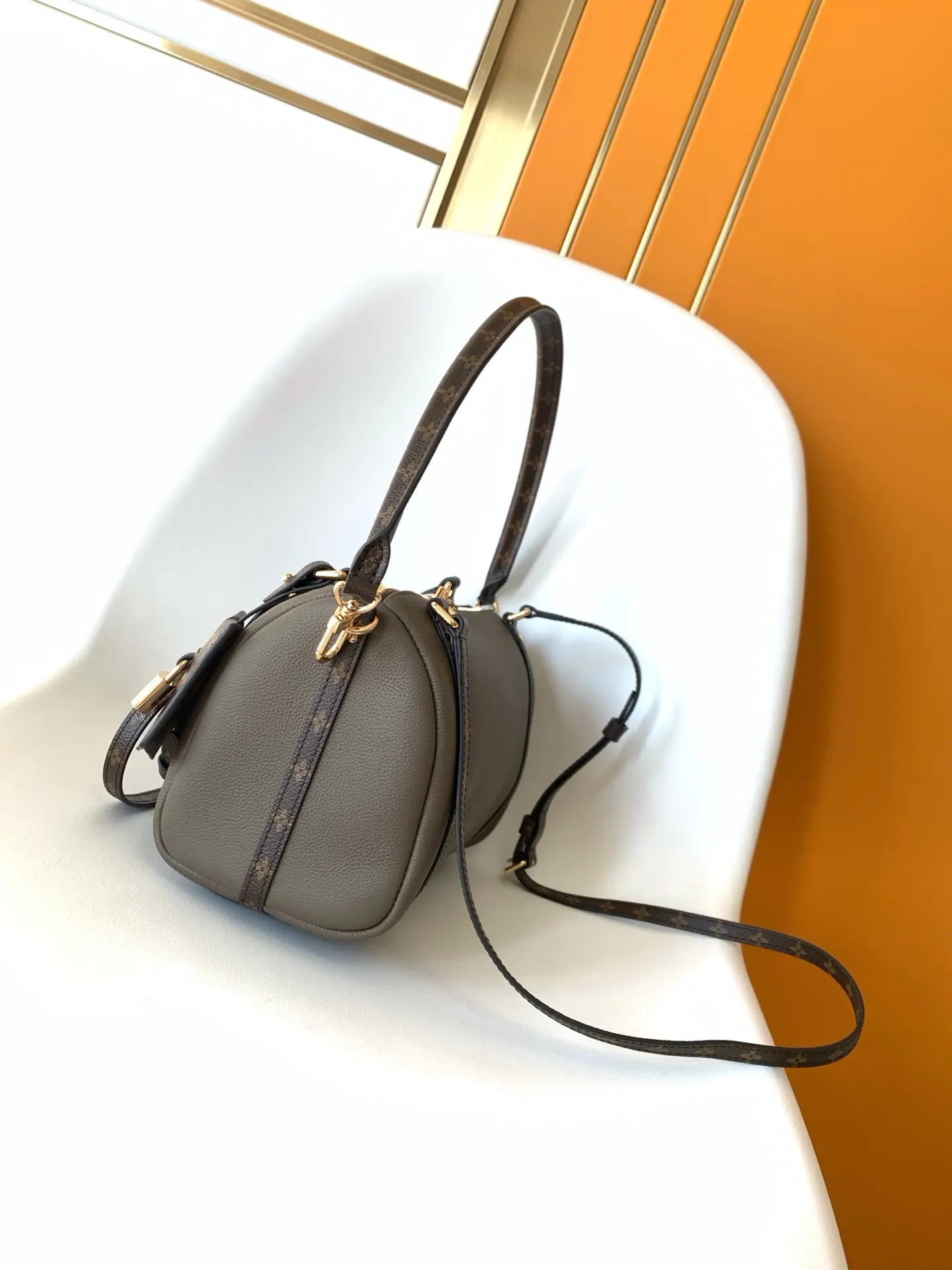 Louis Vuitton Black Gray Fashion Item Travel Leather