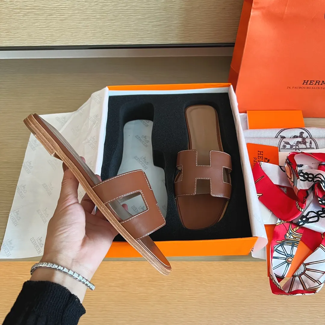 Hermès 羊皮 拖鞋 舒適(數字5) Hermès 羊皮 拖鞋 舒適(數字5)
