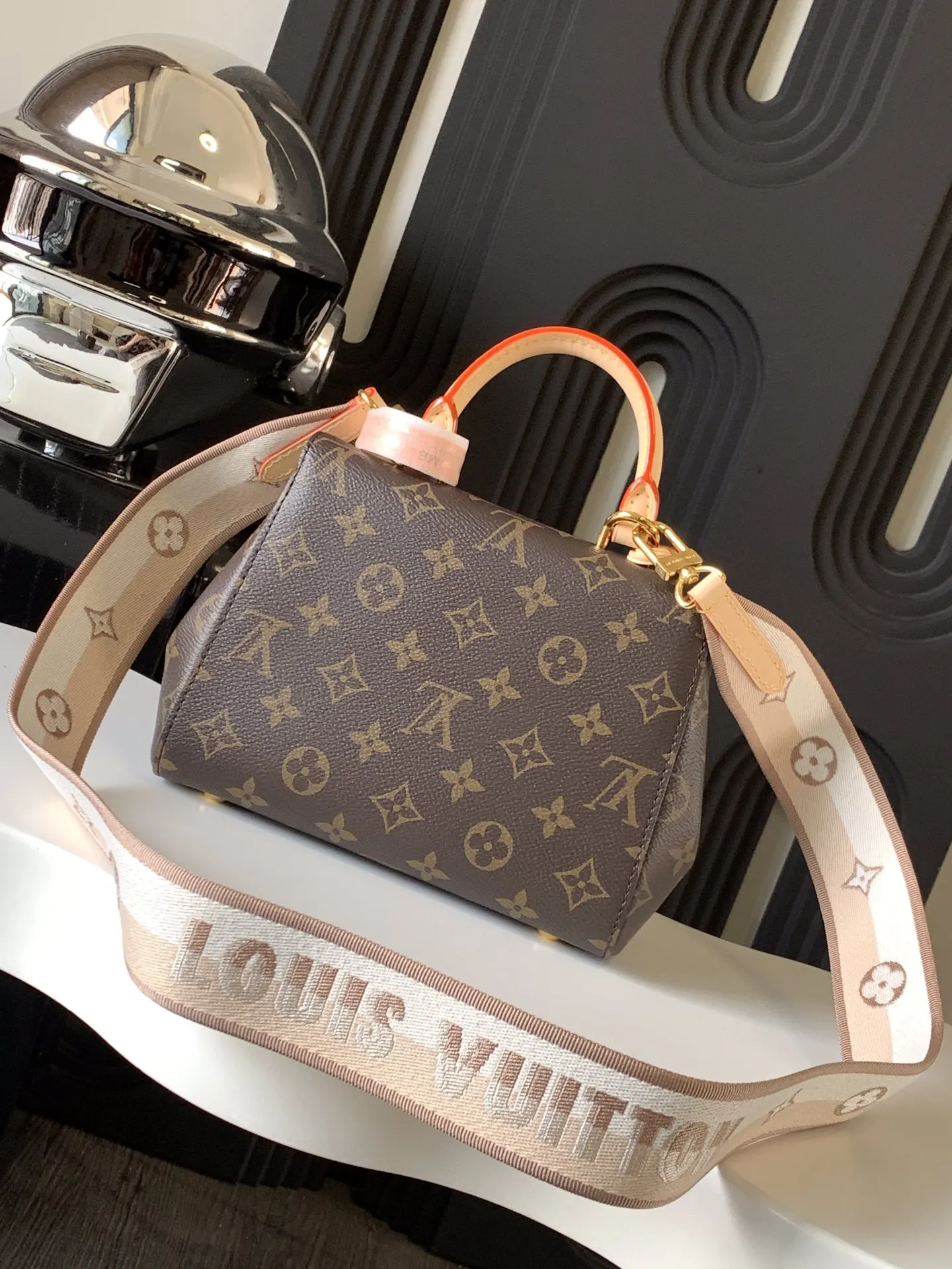 Louis Vuitton M46055 手提包