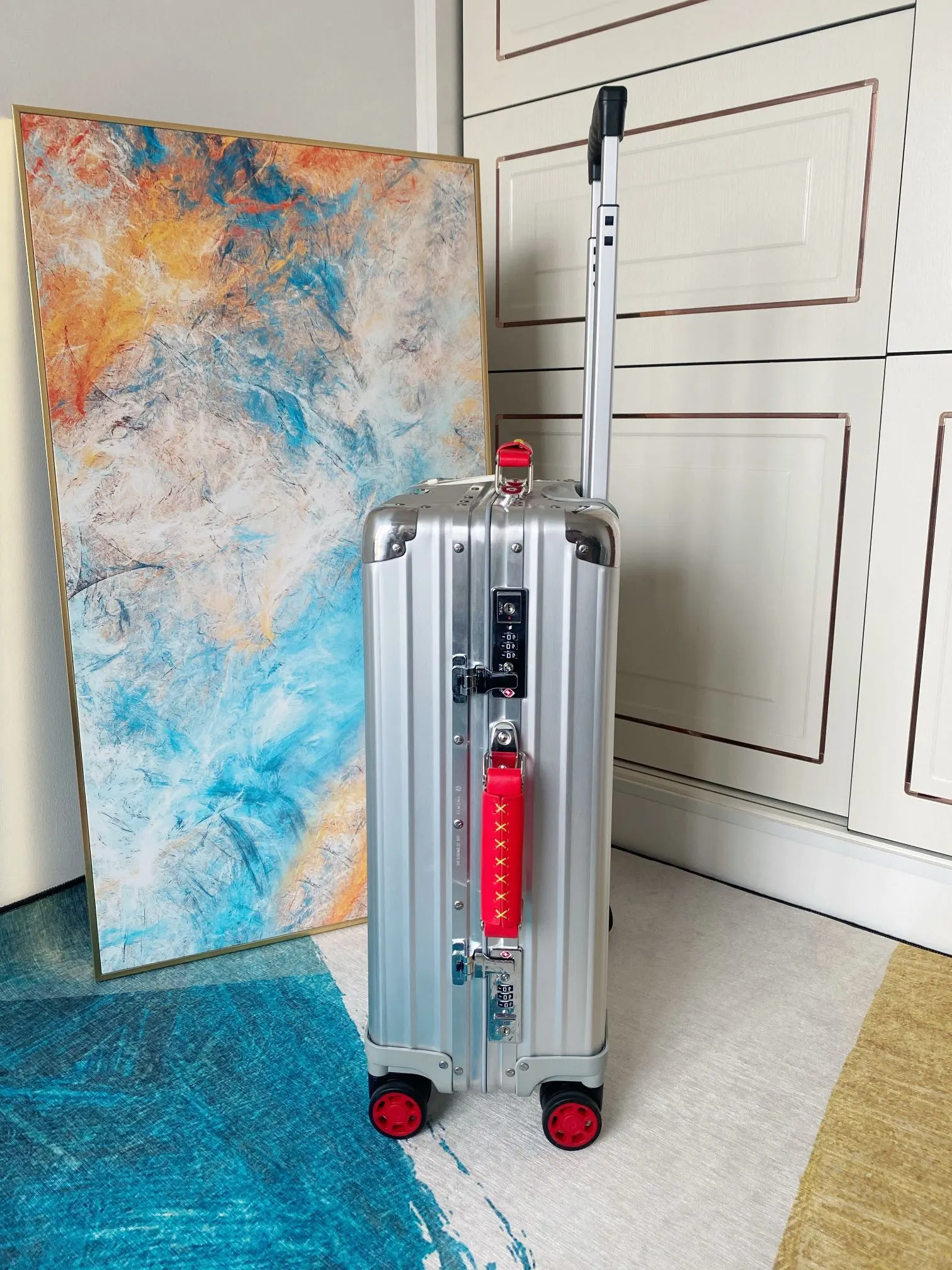 黑色 银色 Rimowa年 彩色皮质把手 吊牌 弹跳拉杆 行李箱 旅行拉杆款 轻便出行款