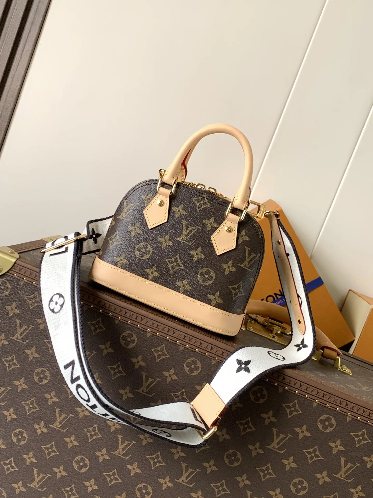 LV Alma 經典老花 貝殼包(數字3) LV Alma 經典老花 貝殼包(數字3)