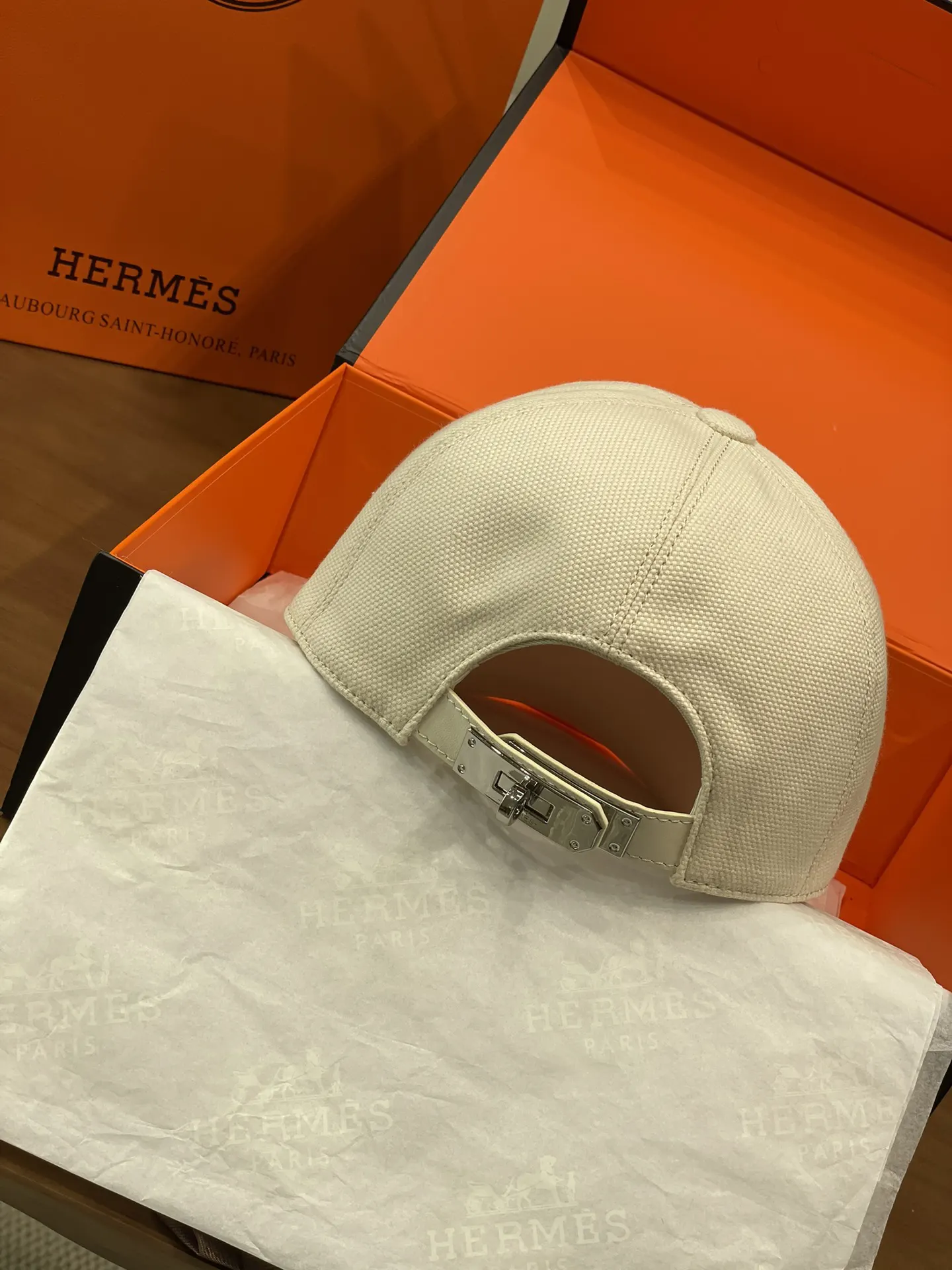 Hermès 皮革 帽子