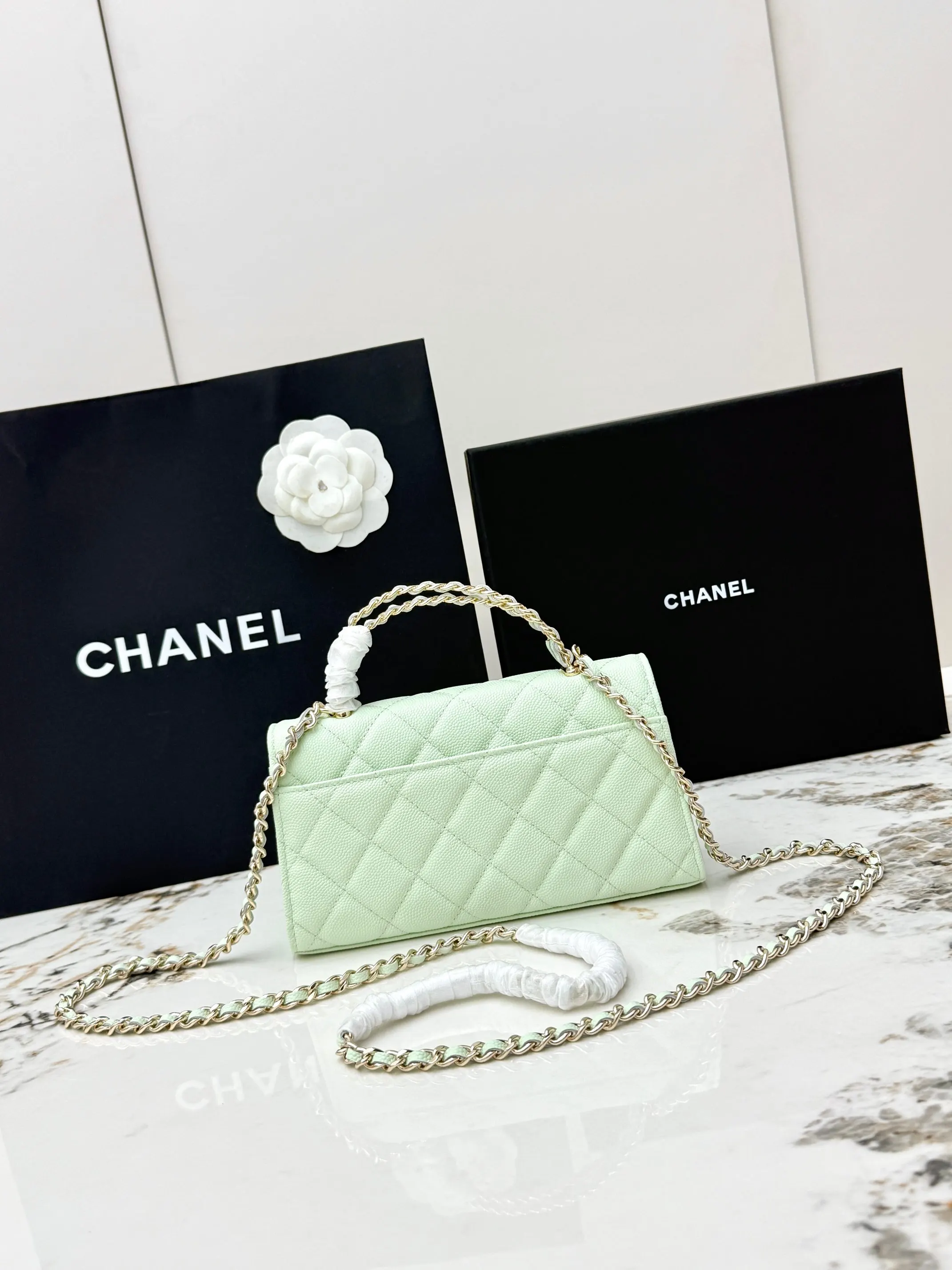 Chanel 浅绿色牛皮Kelly手提包 金链斜挎