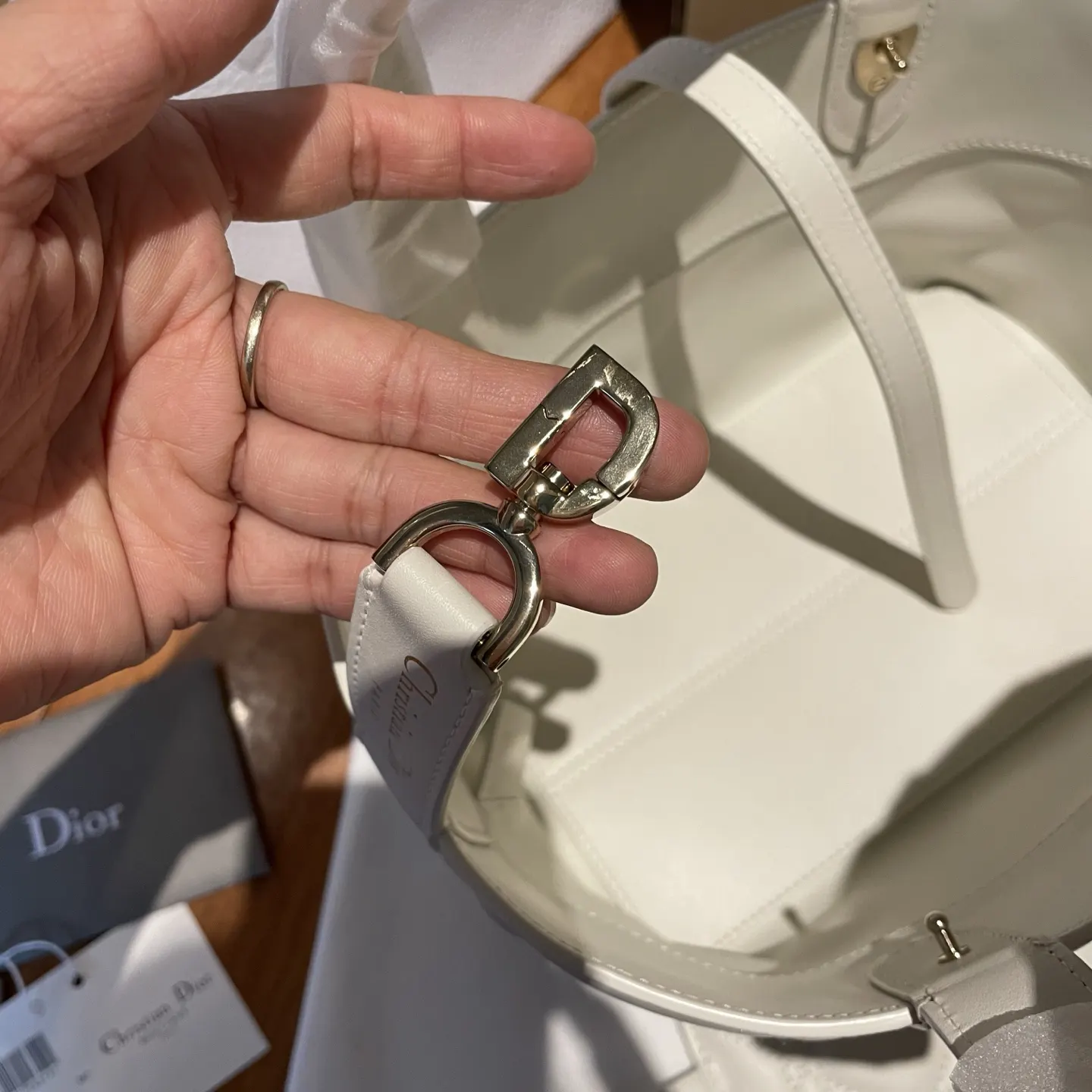 Dior White Bucket Bag Casual Leather Image 9 Dior White Bucket Bag Casual Leather Image 9
