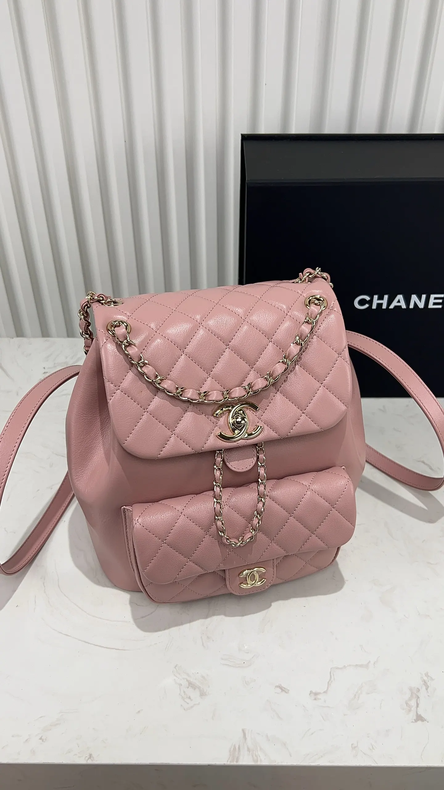 CHANEL 粉色 小牛皮 雙肩包 实用雙肩款