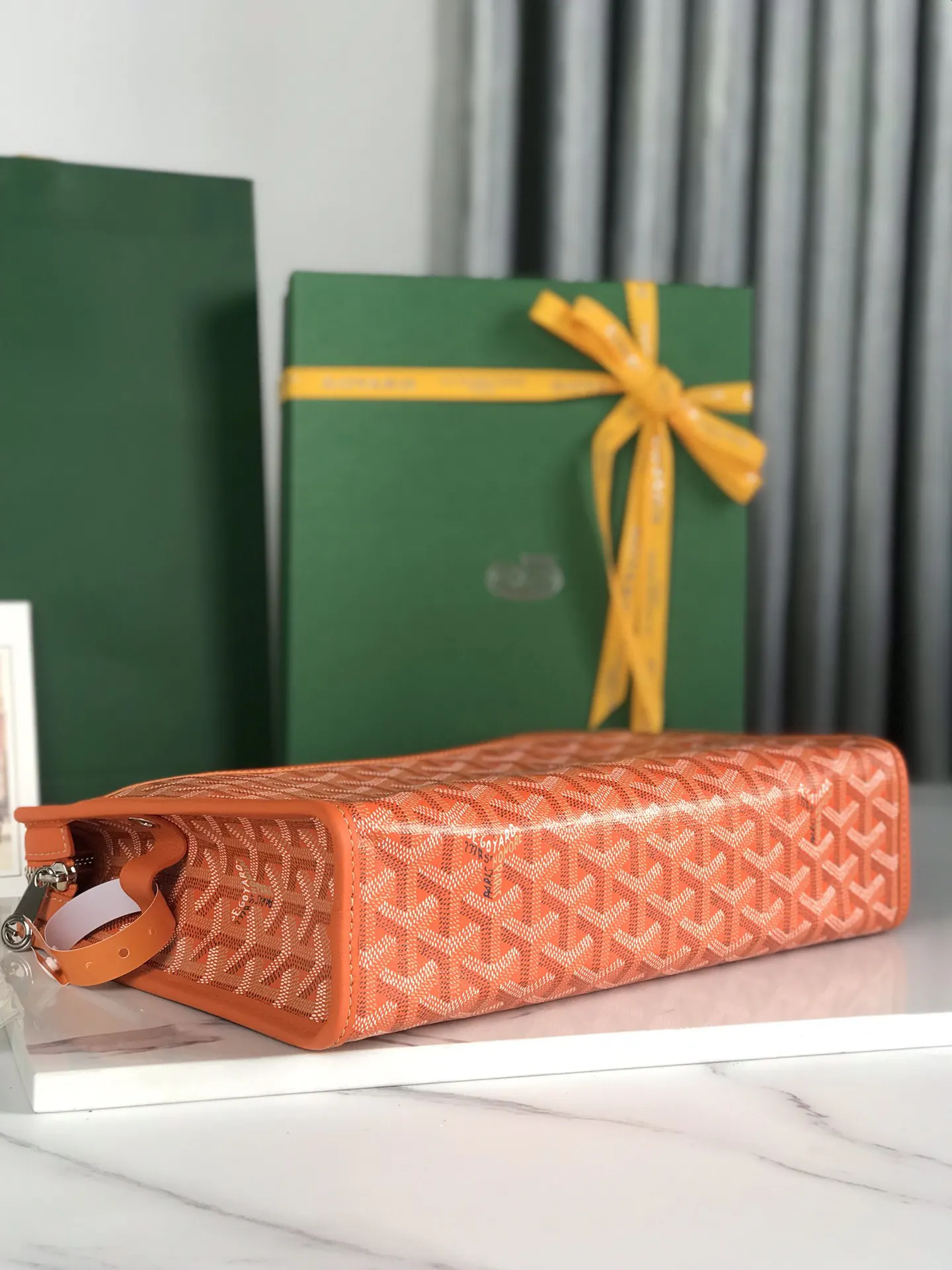 Goyard 黄色 牛皮 手拿包 精致手拿款