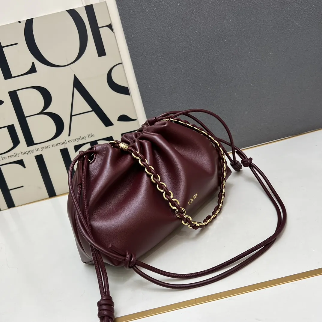 羊皮 Flamenco Purse 云朵包 链条包 精致链条款