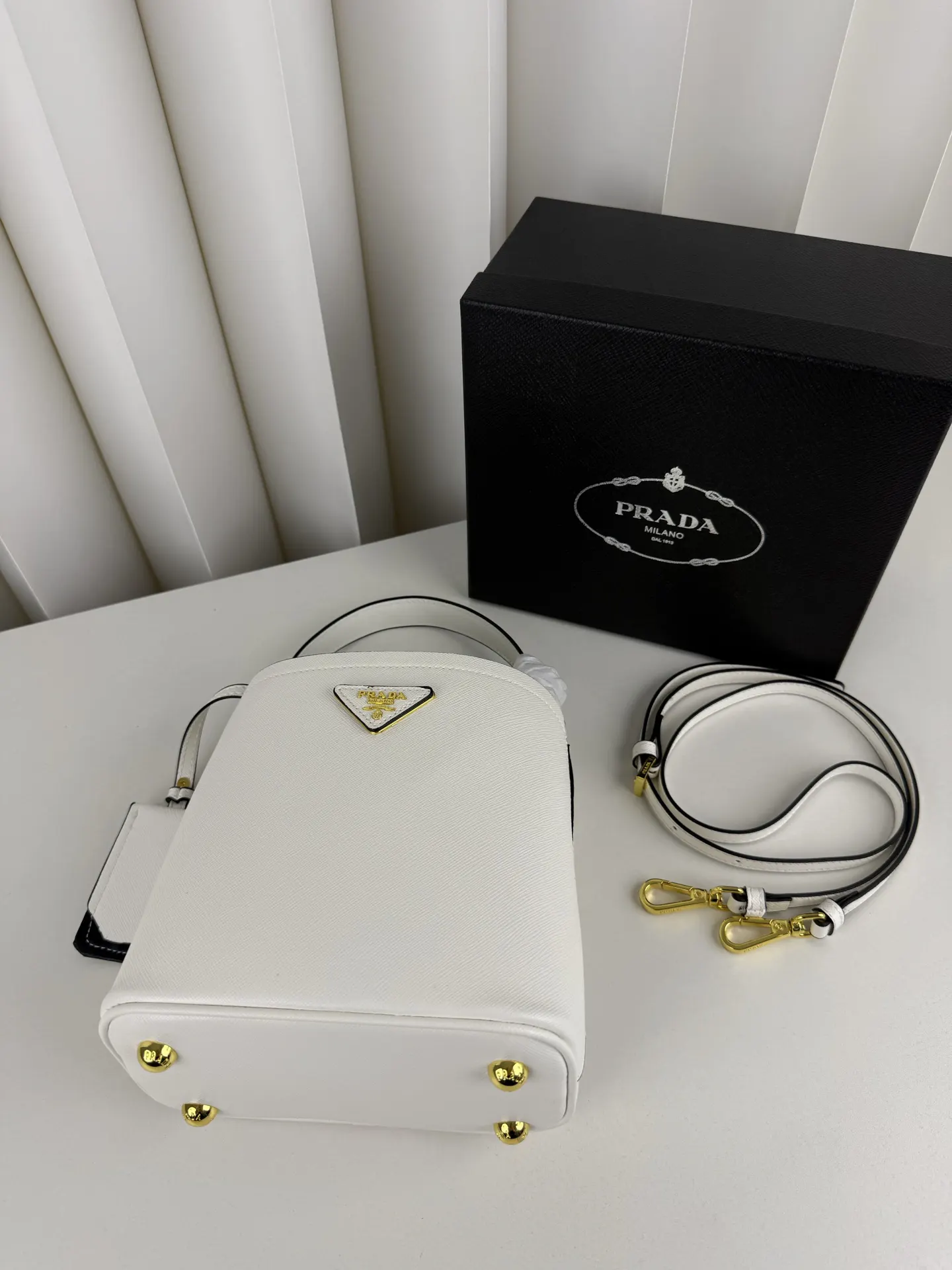 拼色 牛皮 Double Saffiano 拼色 水桶包 休闲水桶款