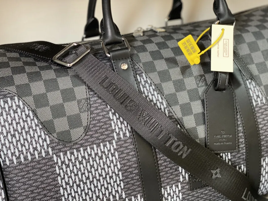 Black White Fashion Item Travel