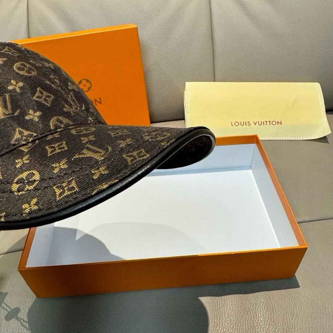 Louis Vuitton Fashion Item Casual Leather