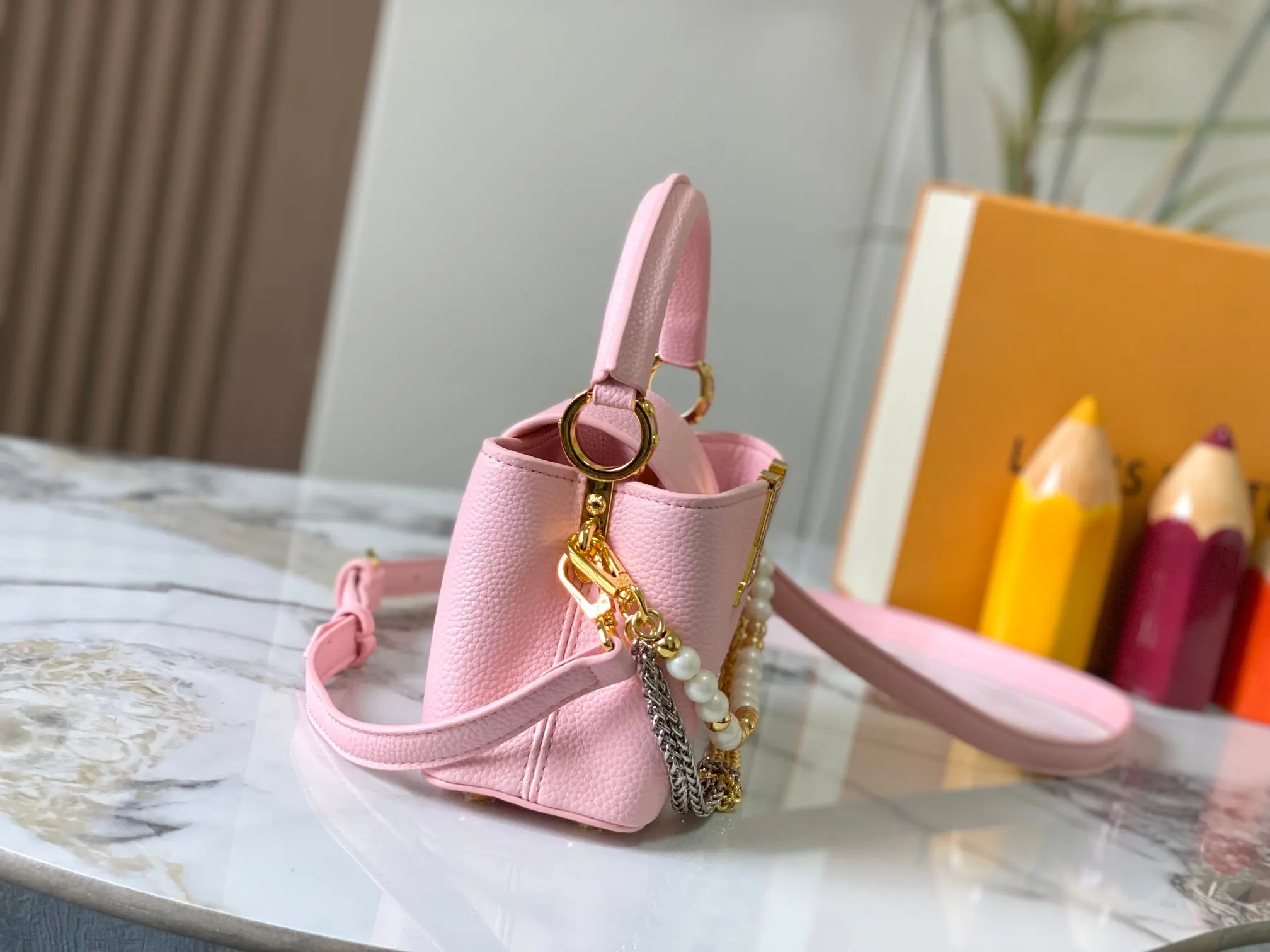 Chain Bag Leather
