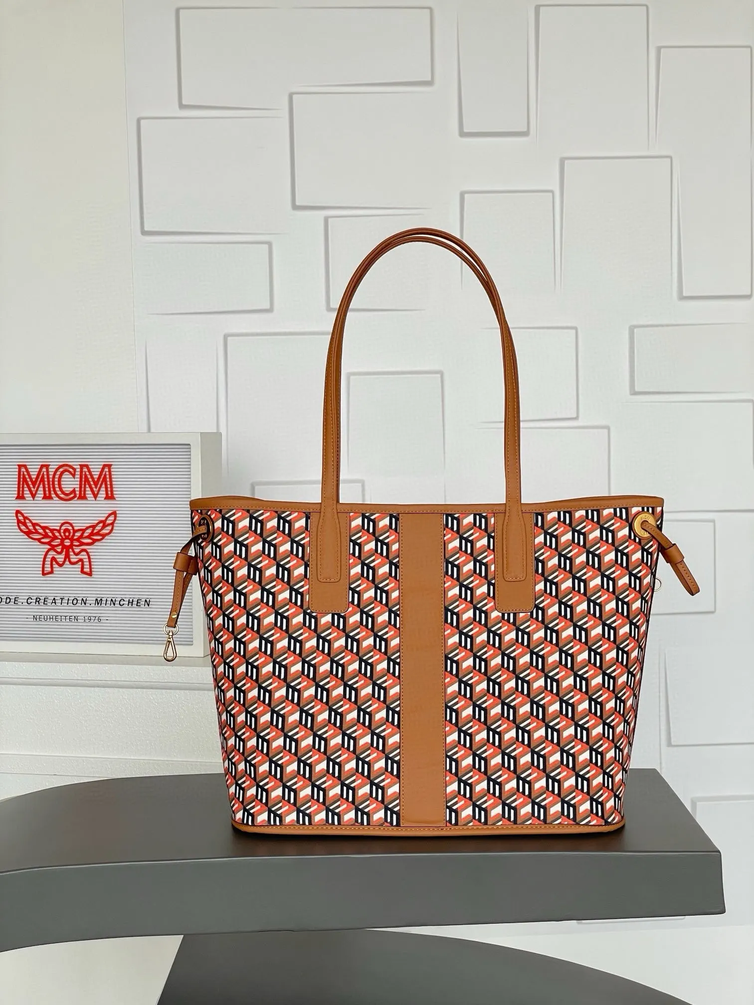棕色 皮革 MCM 渠道 ce 手拿包 精致手拿款