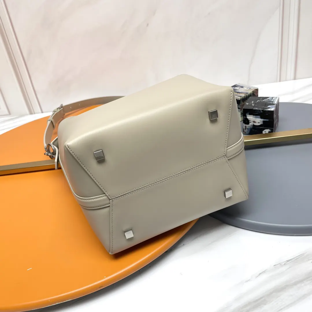 Bucket Bag Casual Leather