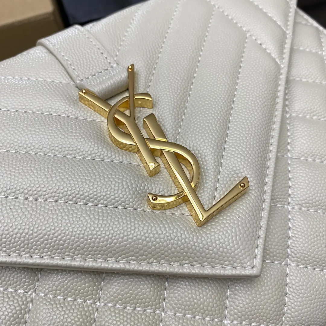 White Chain Bag Leather