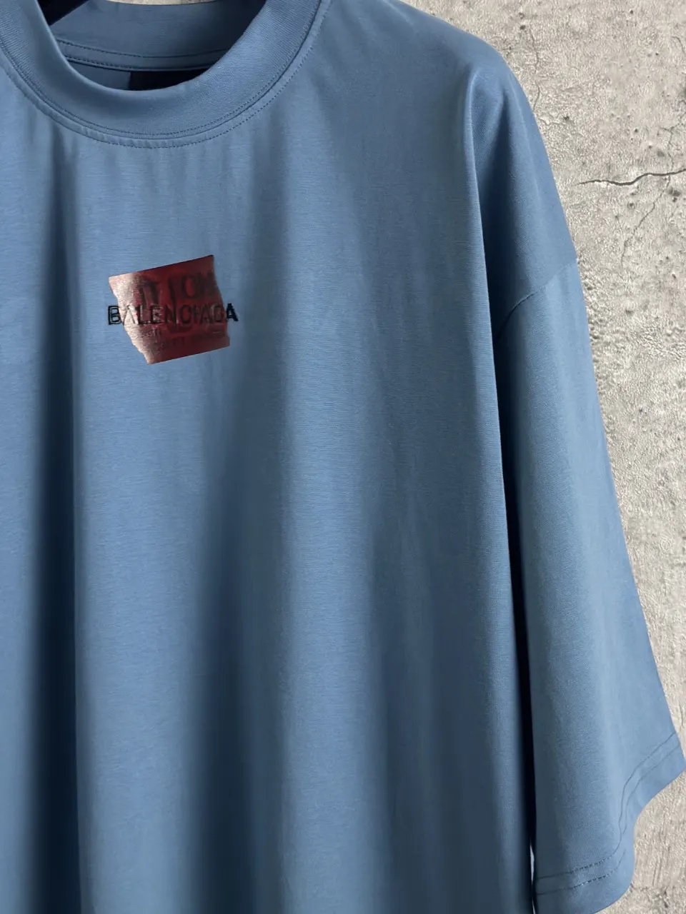 Balenciaga 刺绣 短袖T恤 街头休闲款