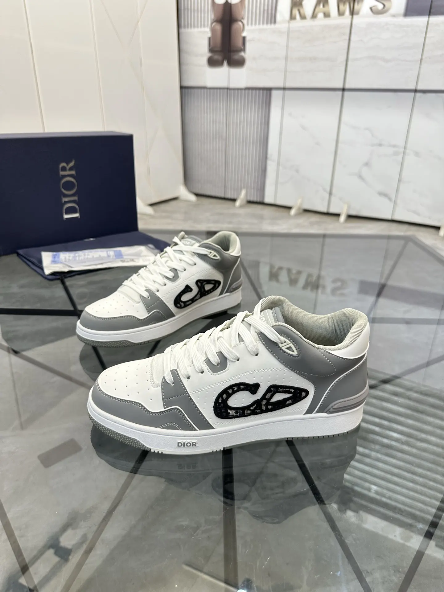 Dior B57 灰色/白色 皮革 運動鞋