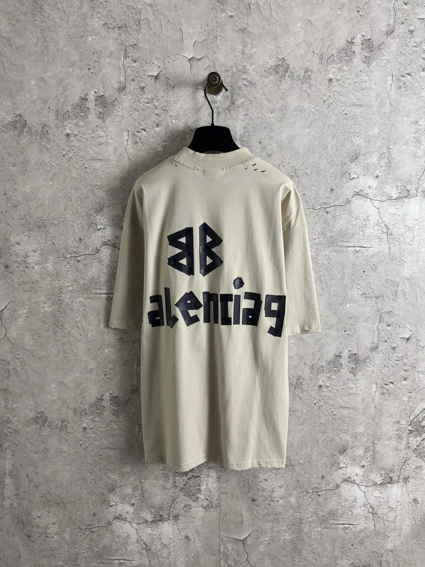 Balenciaga 杏色 短袖T恤 街头休闲款