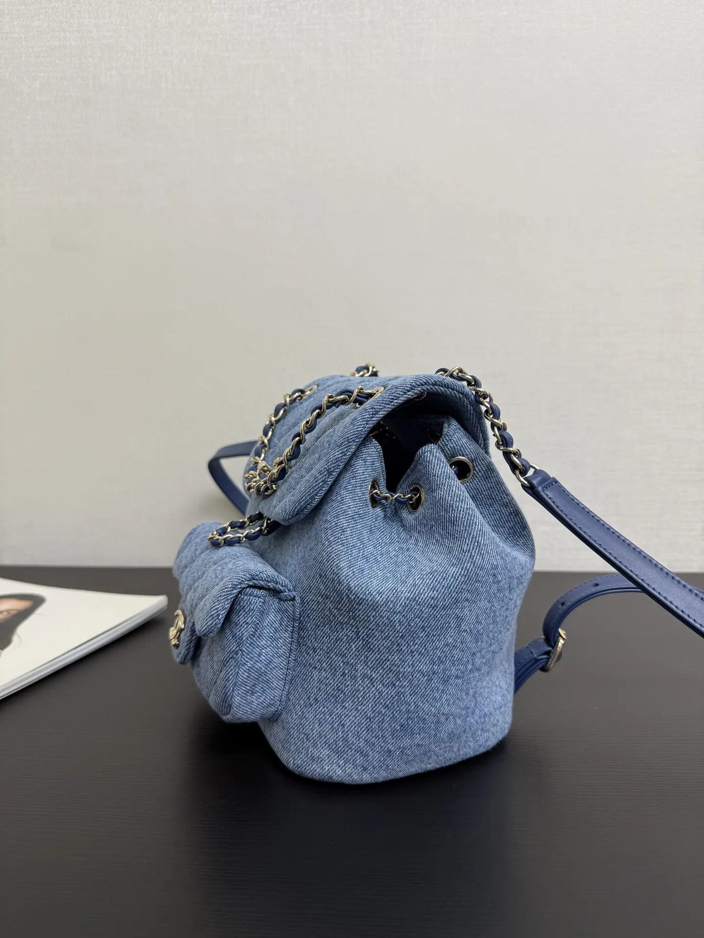 牛仔 × 雙肩包 实用雙肩款