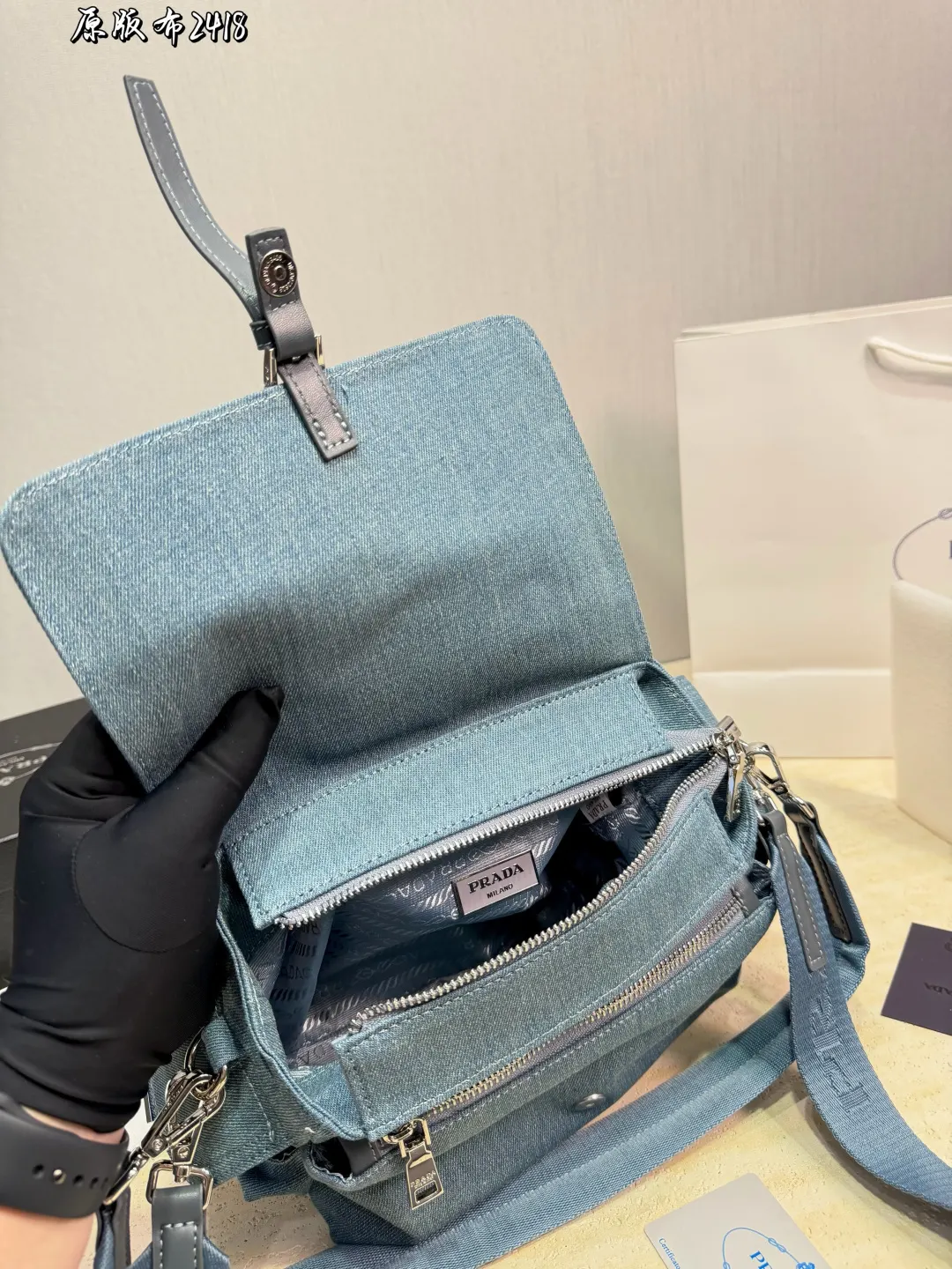 Prada 黑色 尼龍 斜背包 輕便斜挎款