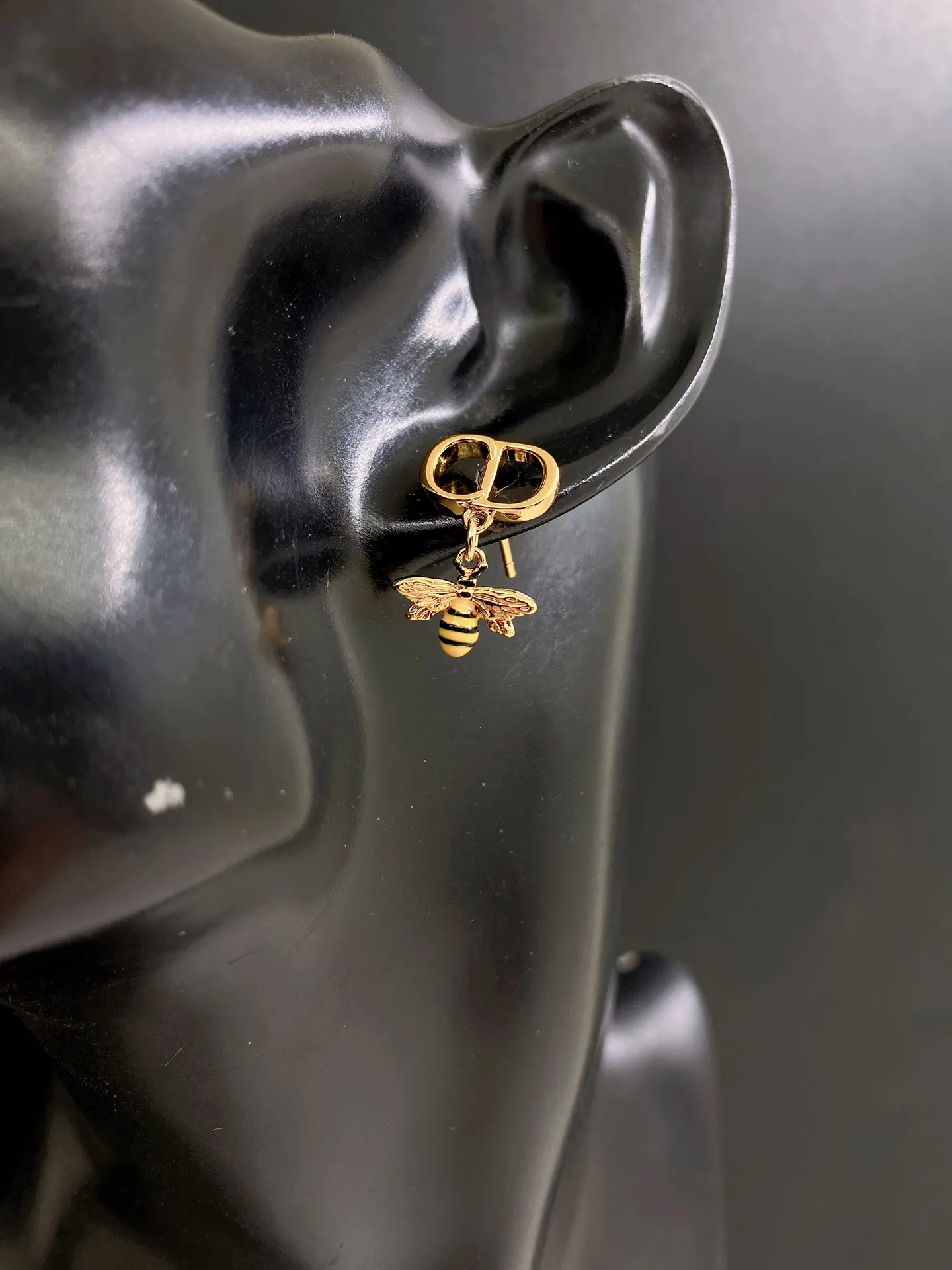 Dior 金色CD发夹 黑色皮革配饰款