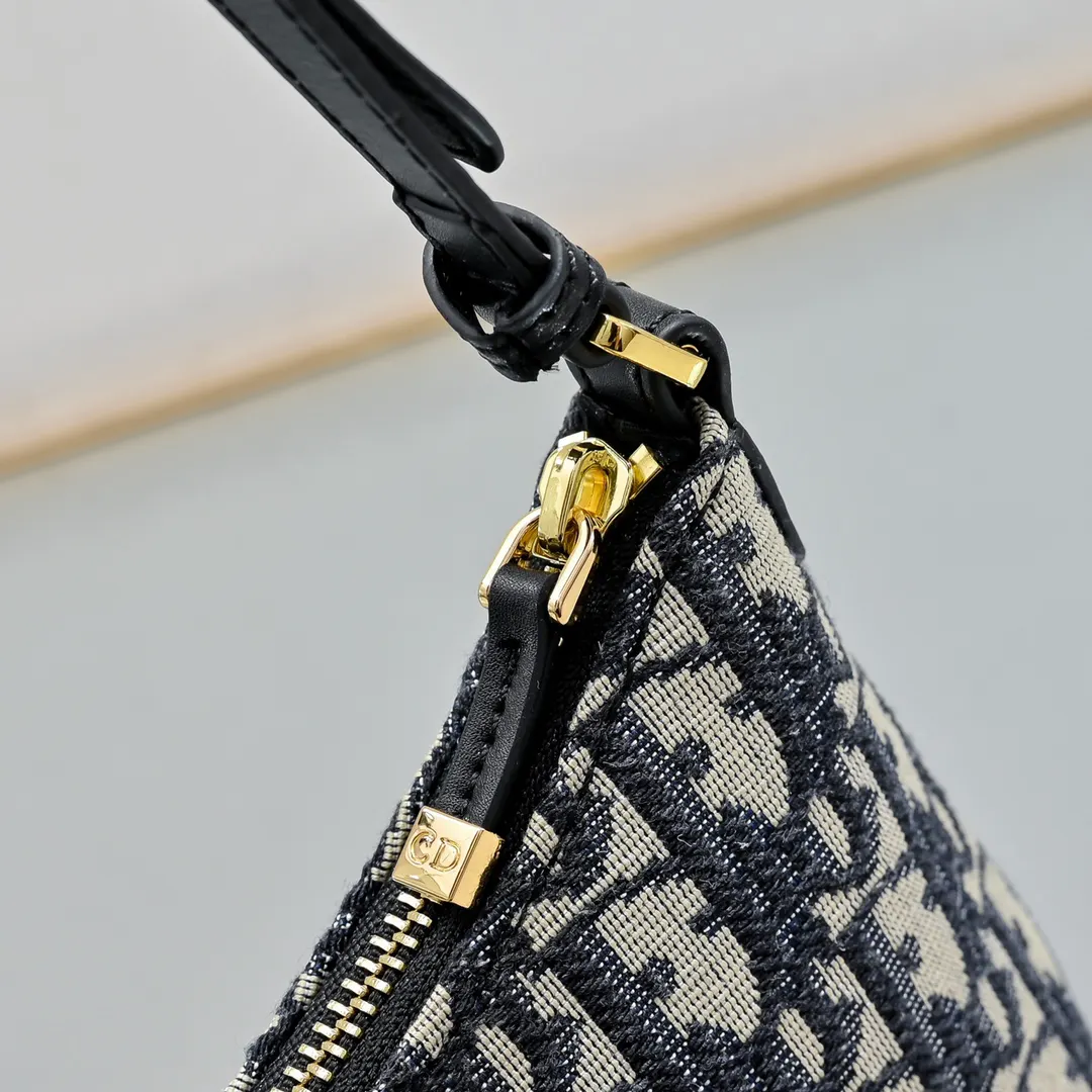 Dior Caro Oblique 白色 手提包