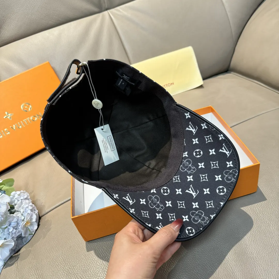 Louis Vuitton Fashion Item Casual Leather