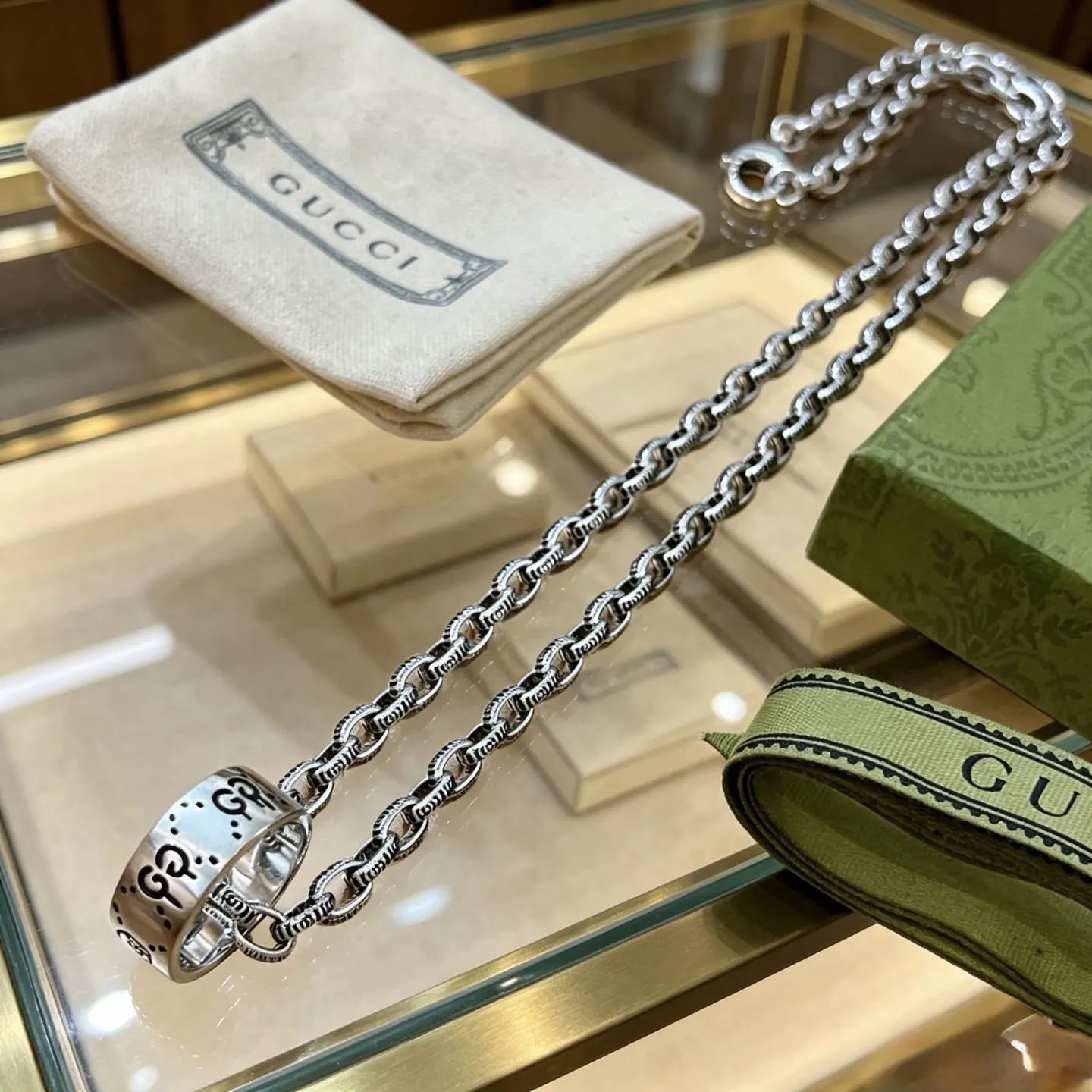 Gucci 鏈條包 單肩斜挎