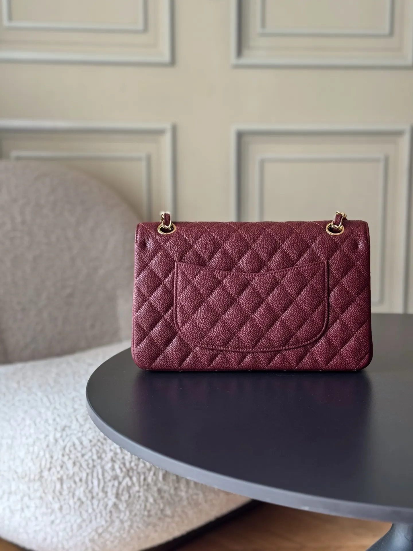 Chanel 酒红色牛皮菱格链条包 金扣