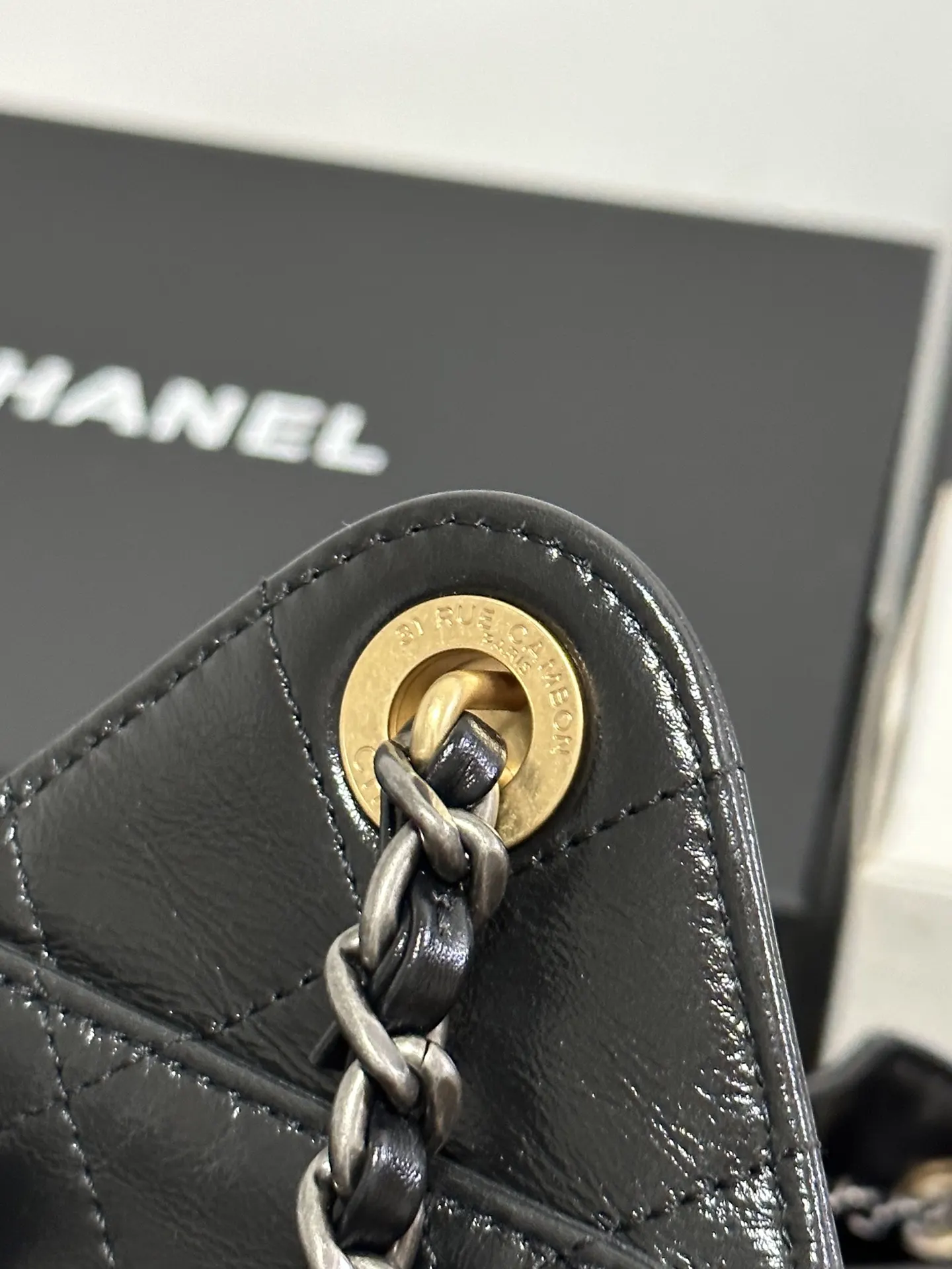 CHANEL 黑色 白色 小牛皮 腋下包 復古腋下背款