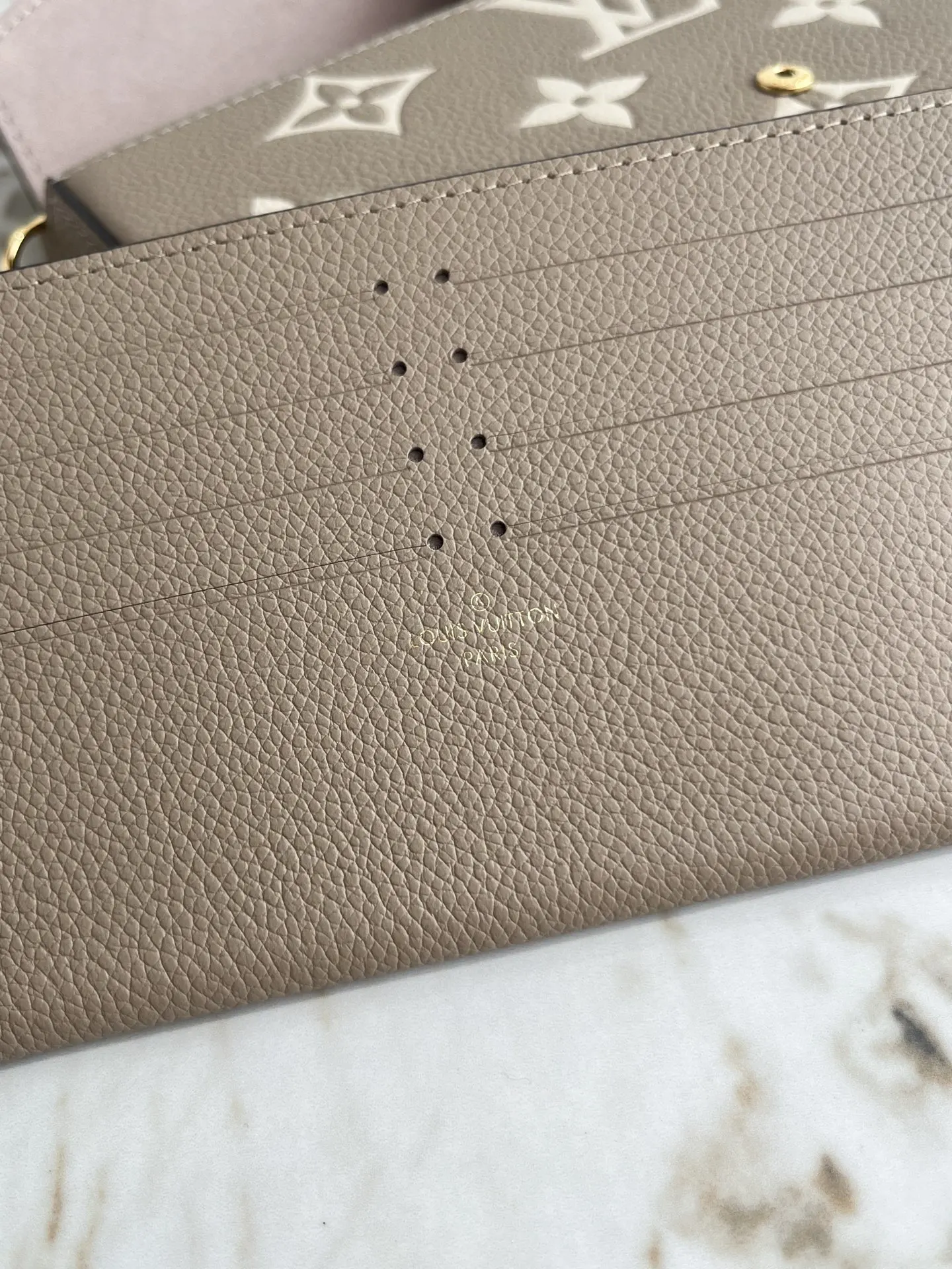 LV M64064 黑色 老花 单肩包 实拍款02 精选款