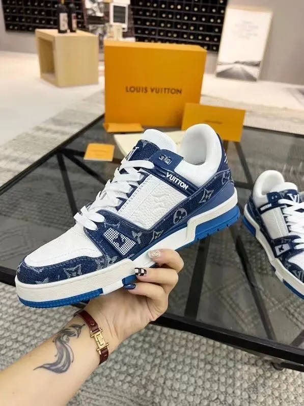 Louis Vuitton 运动鞋
